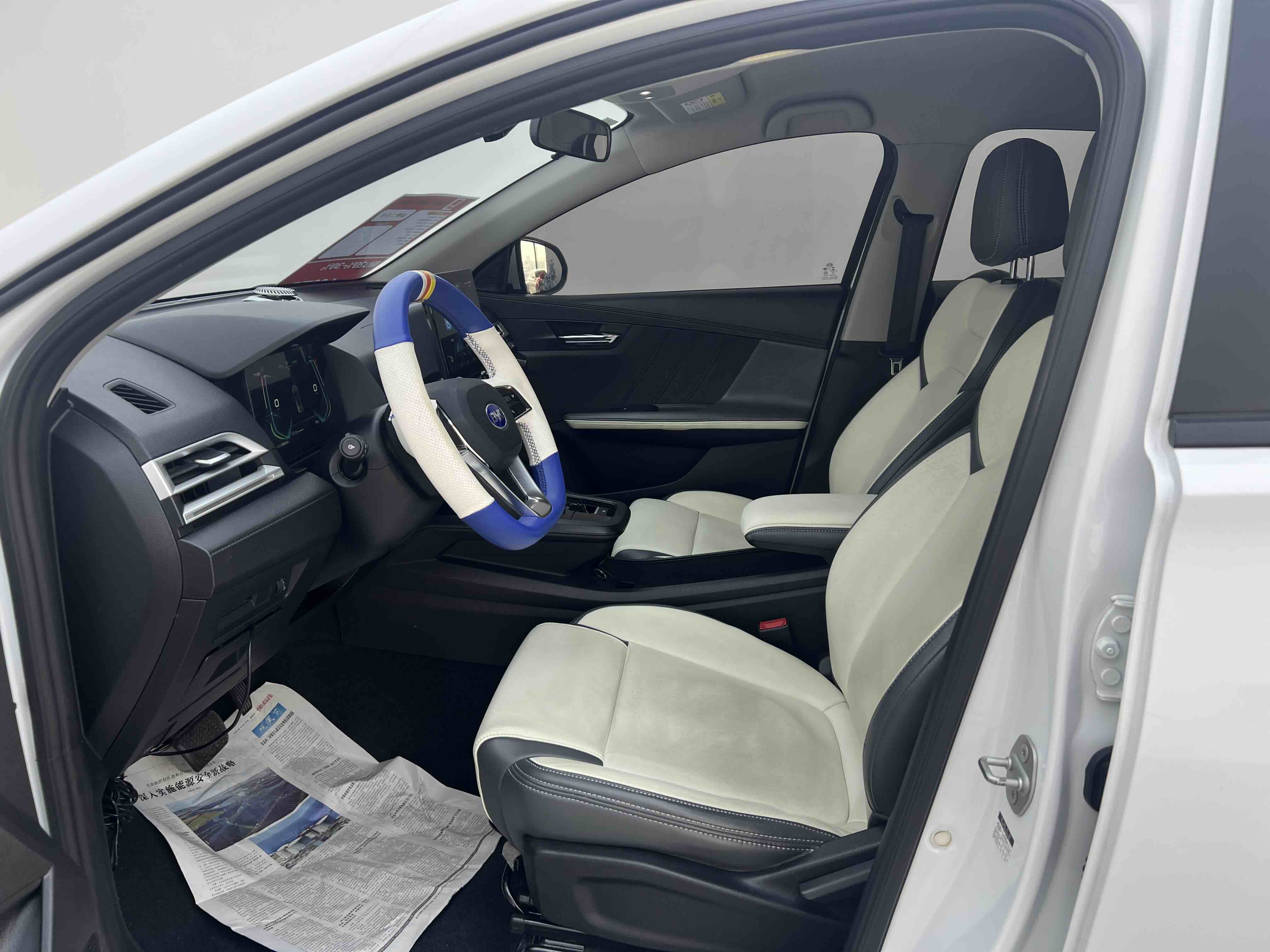 BYD e2 2022 imagem de carro #5