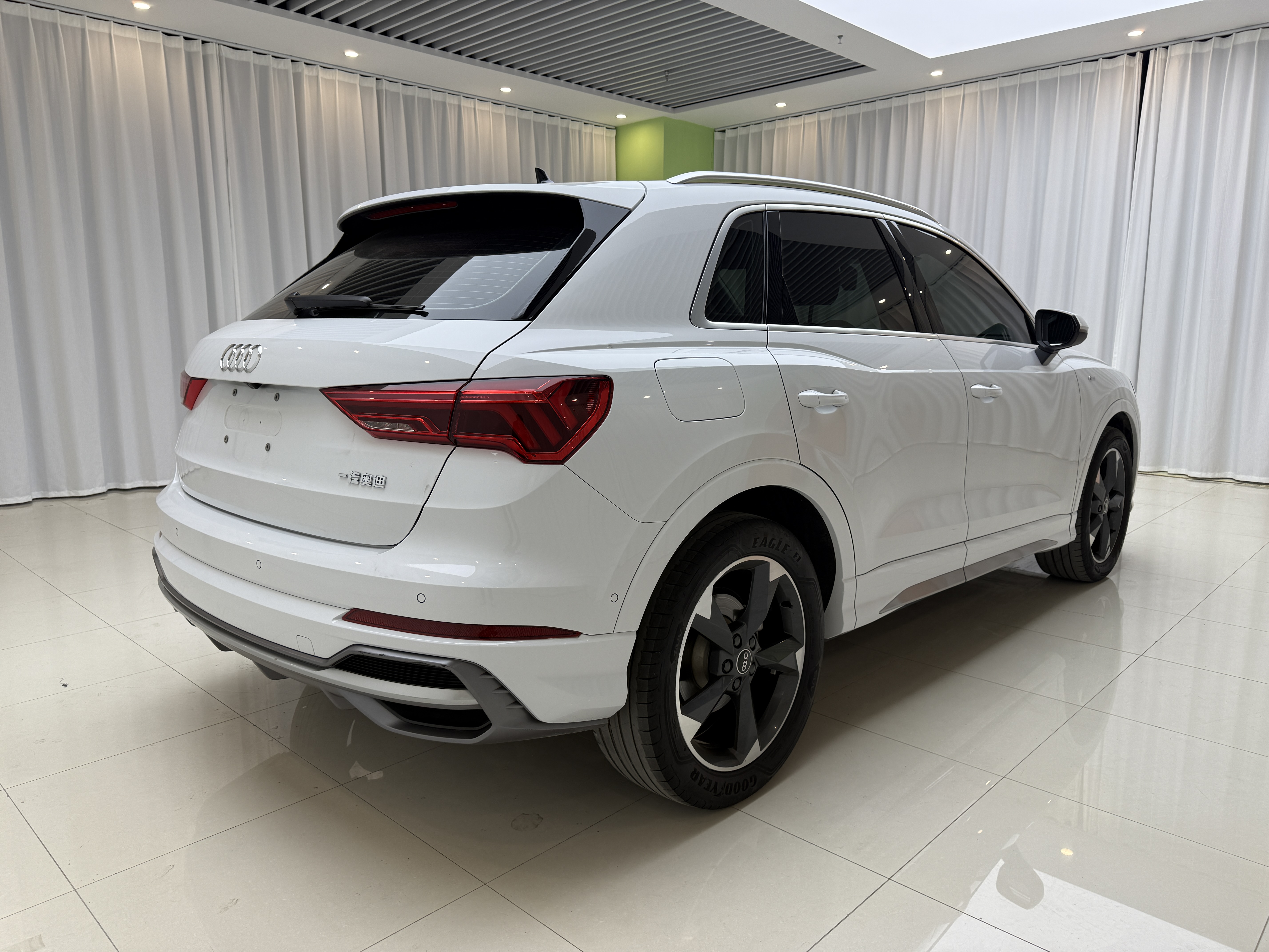 Audi Q3 2023 immagine di auto #5