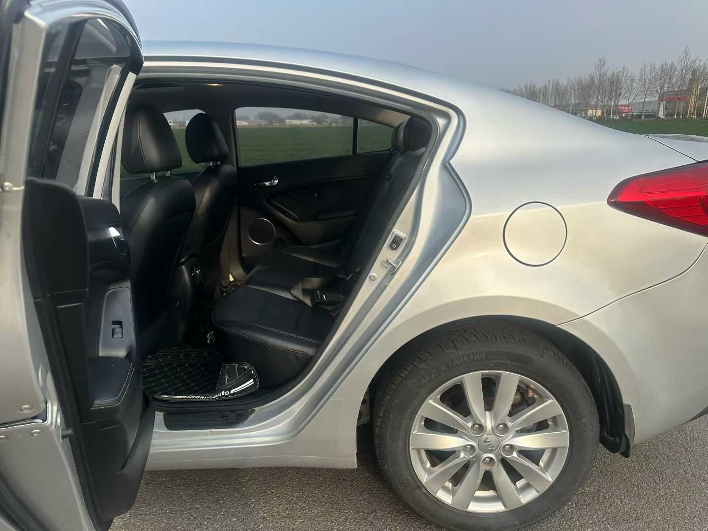 Kia K3 2012 image de voiture #5