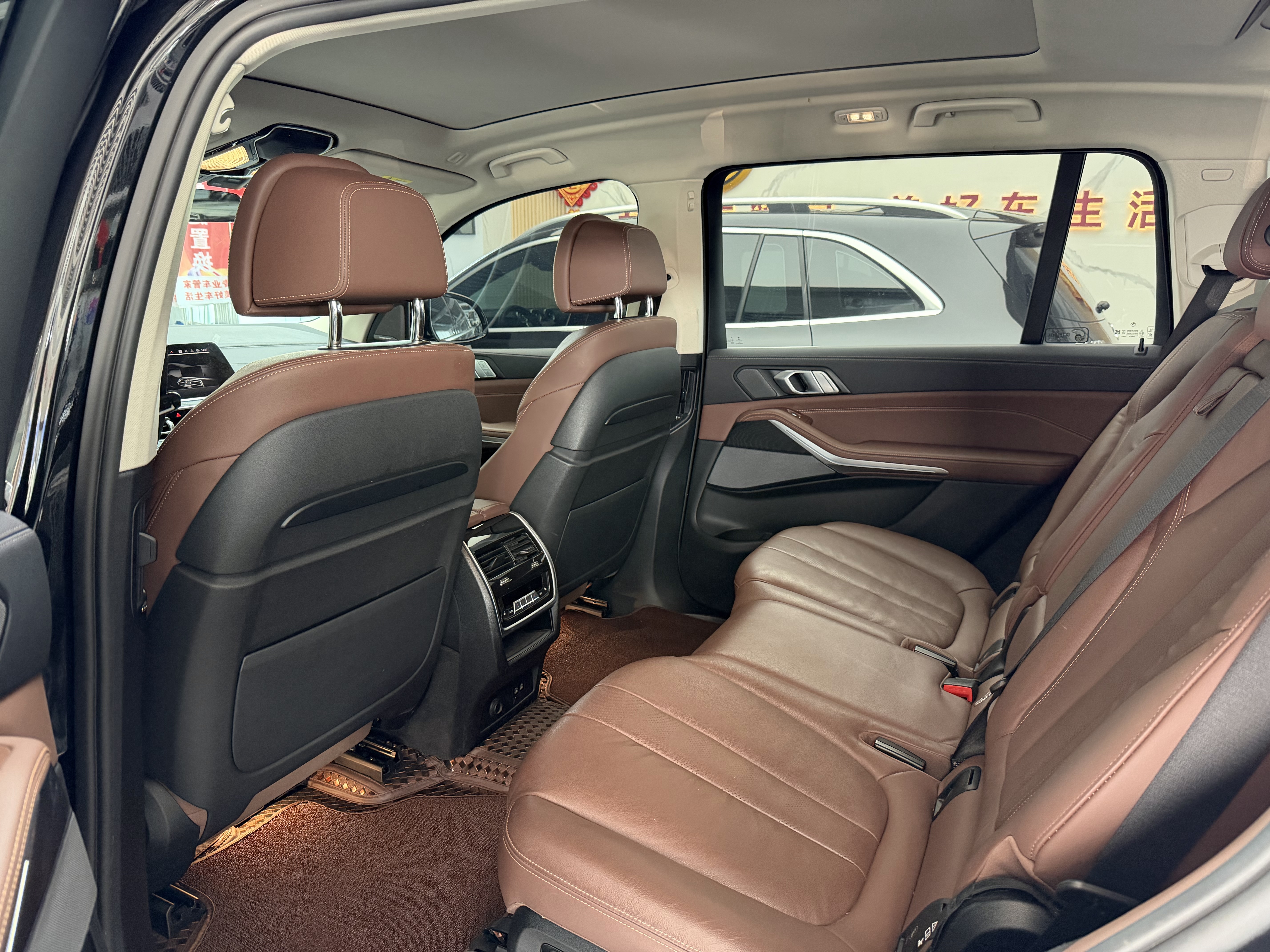 BMW X7 2021 imagen de coche #5