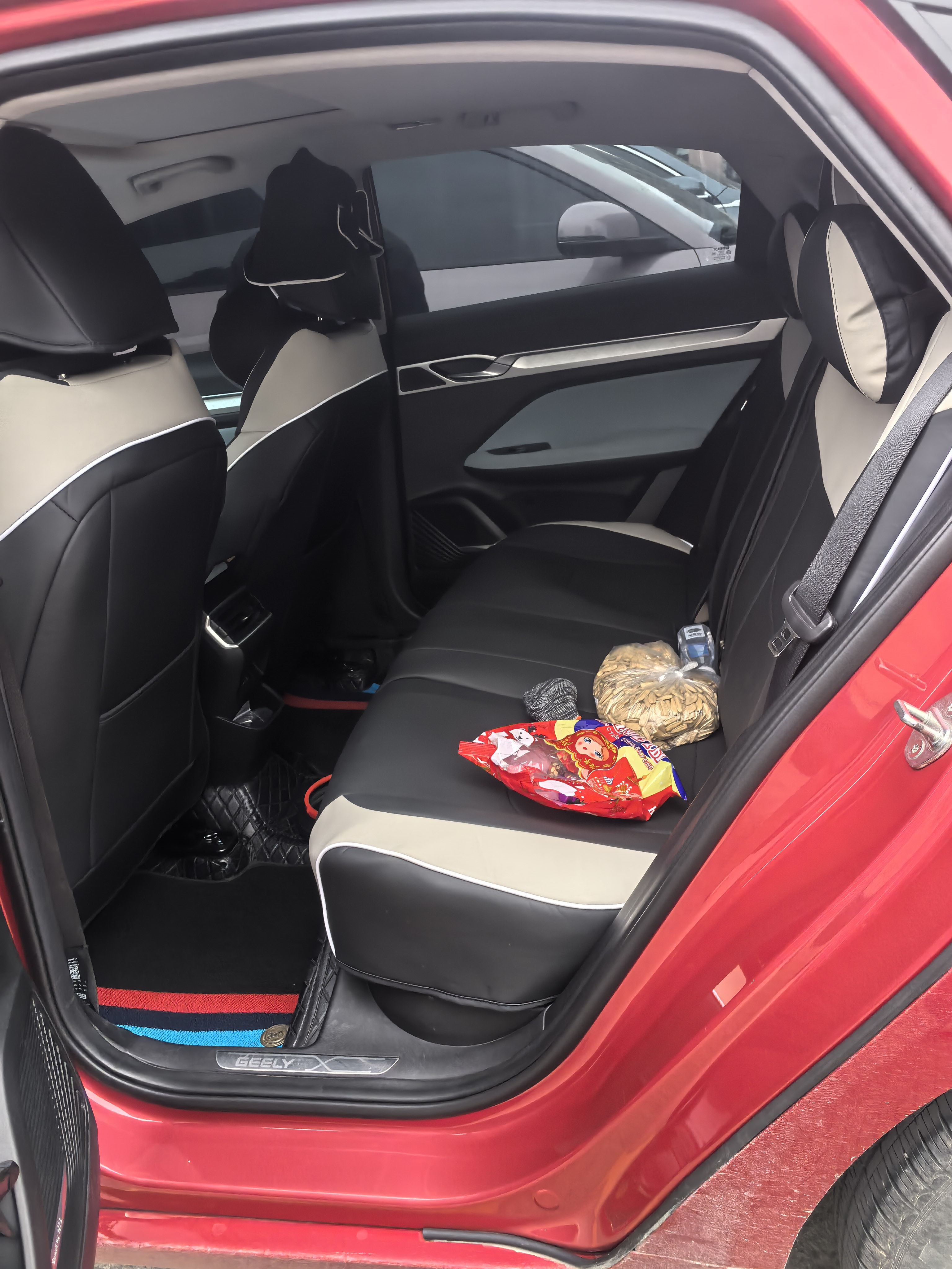 GEELY 2022 #5 GEELY 2022 car image #5