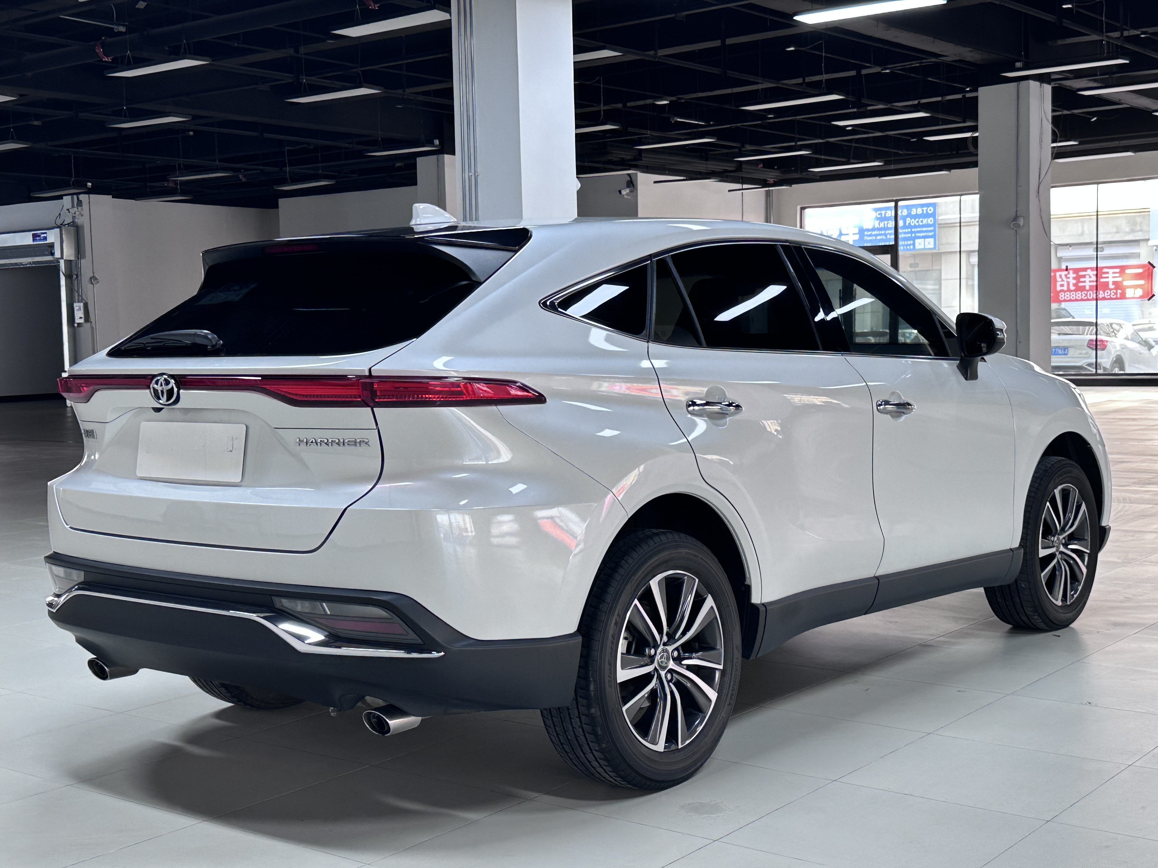 Toyota Harrier 2021 #5 Toyota Harrier 2021 car image #5