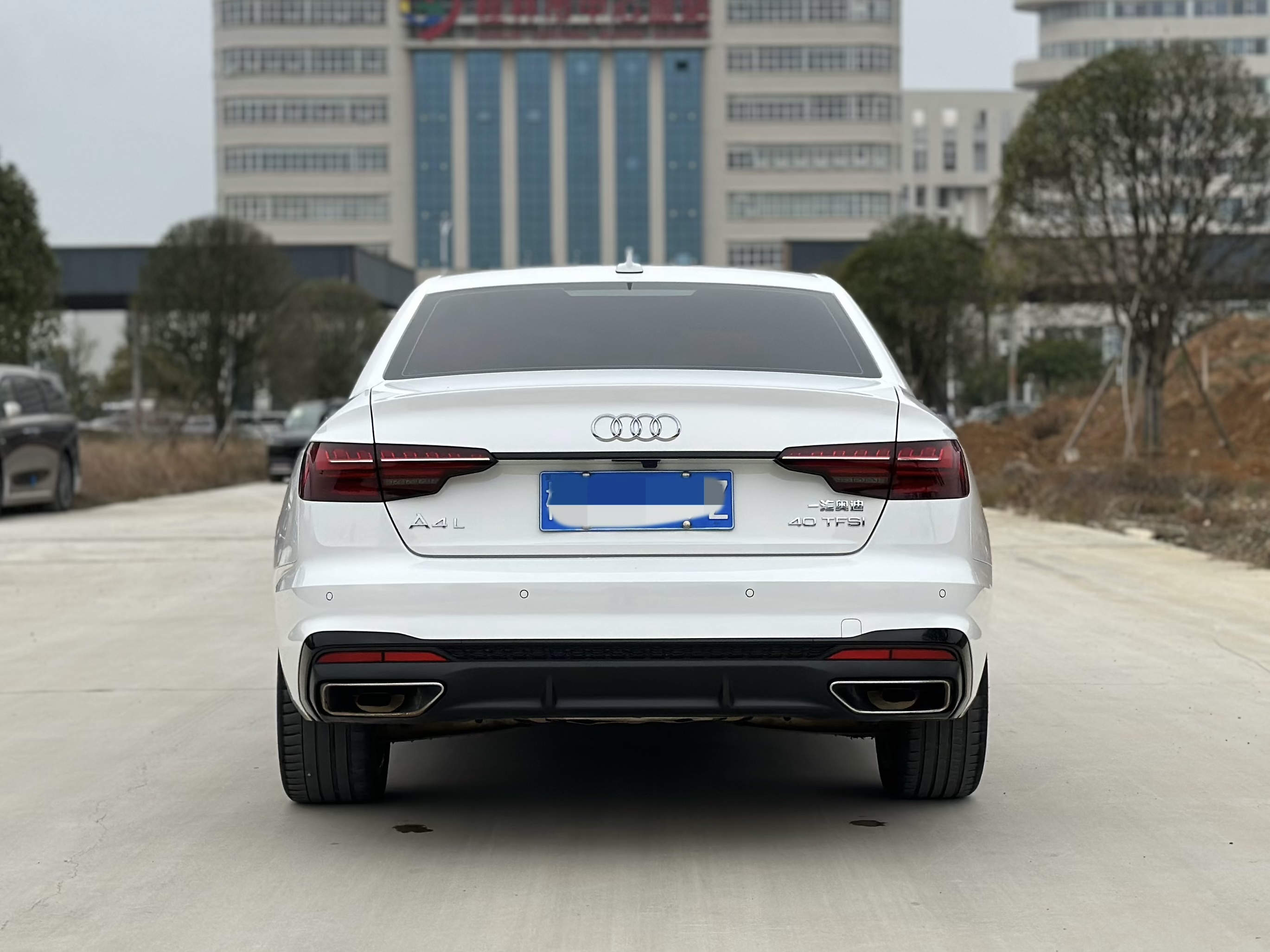 Audi A4L 2023 immagine di auto #5
