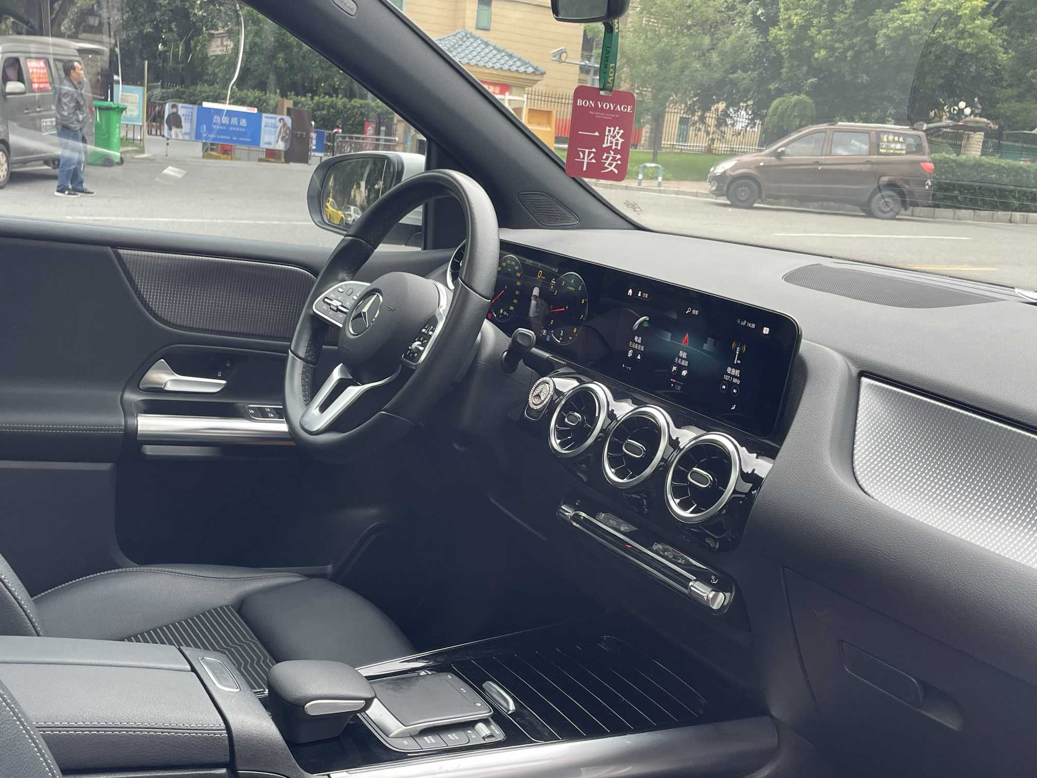 Mercedes-Benz B Class 2023 car image #5