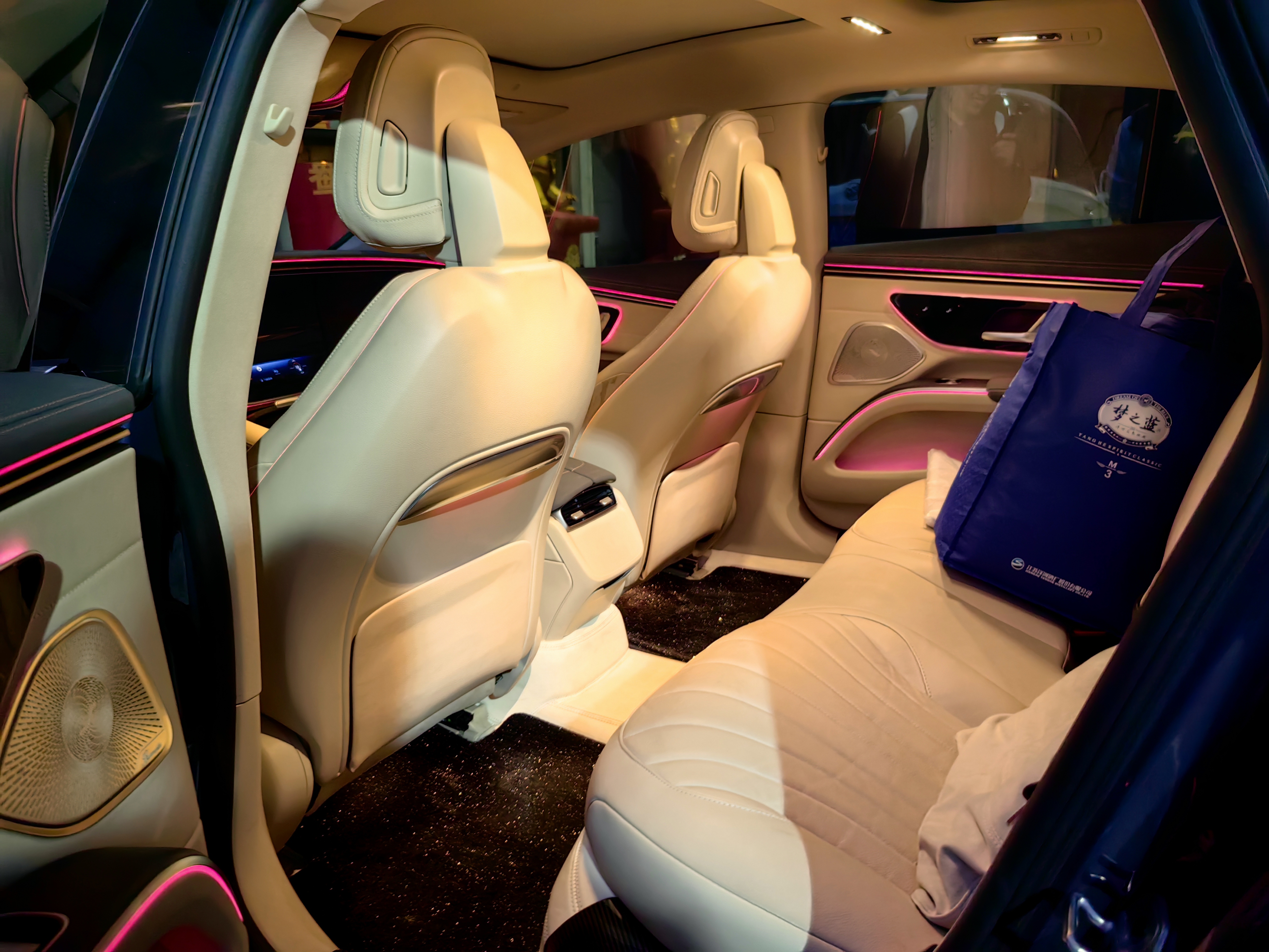 Mercedes-Benz EQS Class 2022 #5 Mercedes-Benz EQS Class 2022 car image #5