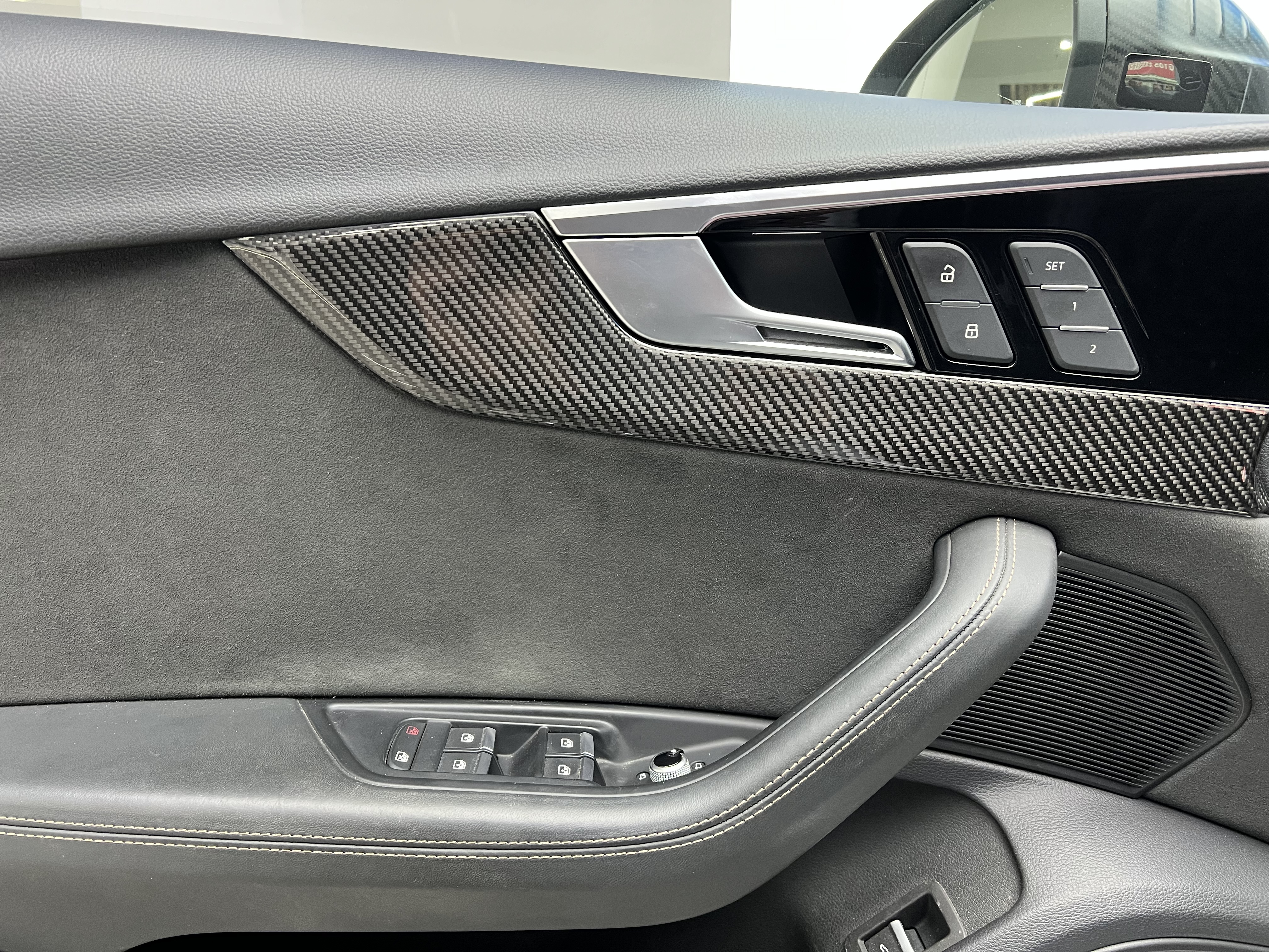 Audi RS 4 2022 car image #5