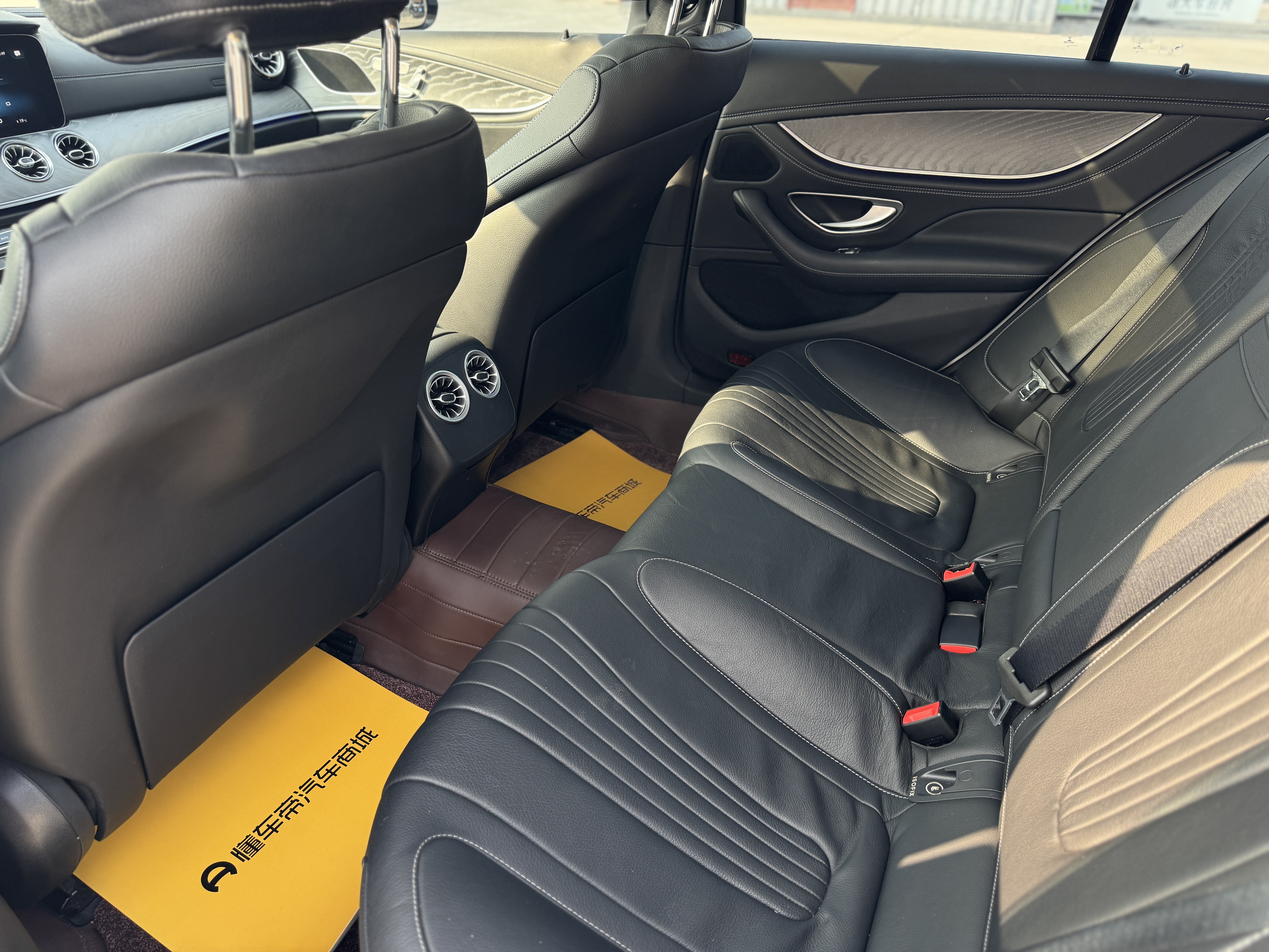 Mercedes-Benz 2022 car image #5