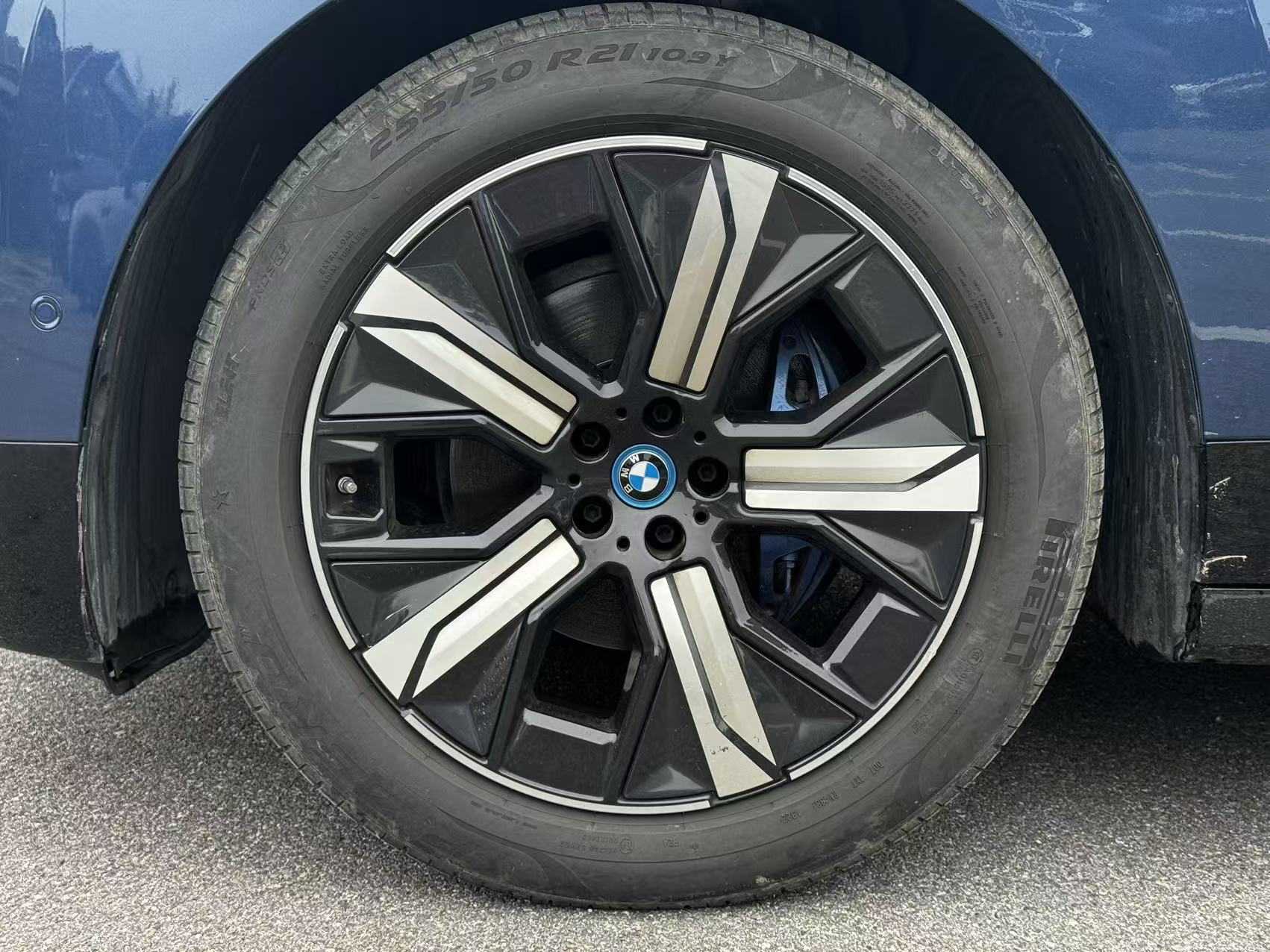 BMW iX 2023 #5 BMW iX 2023 car image #5