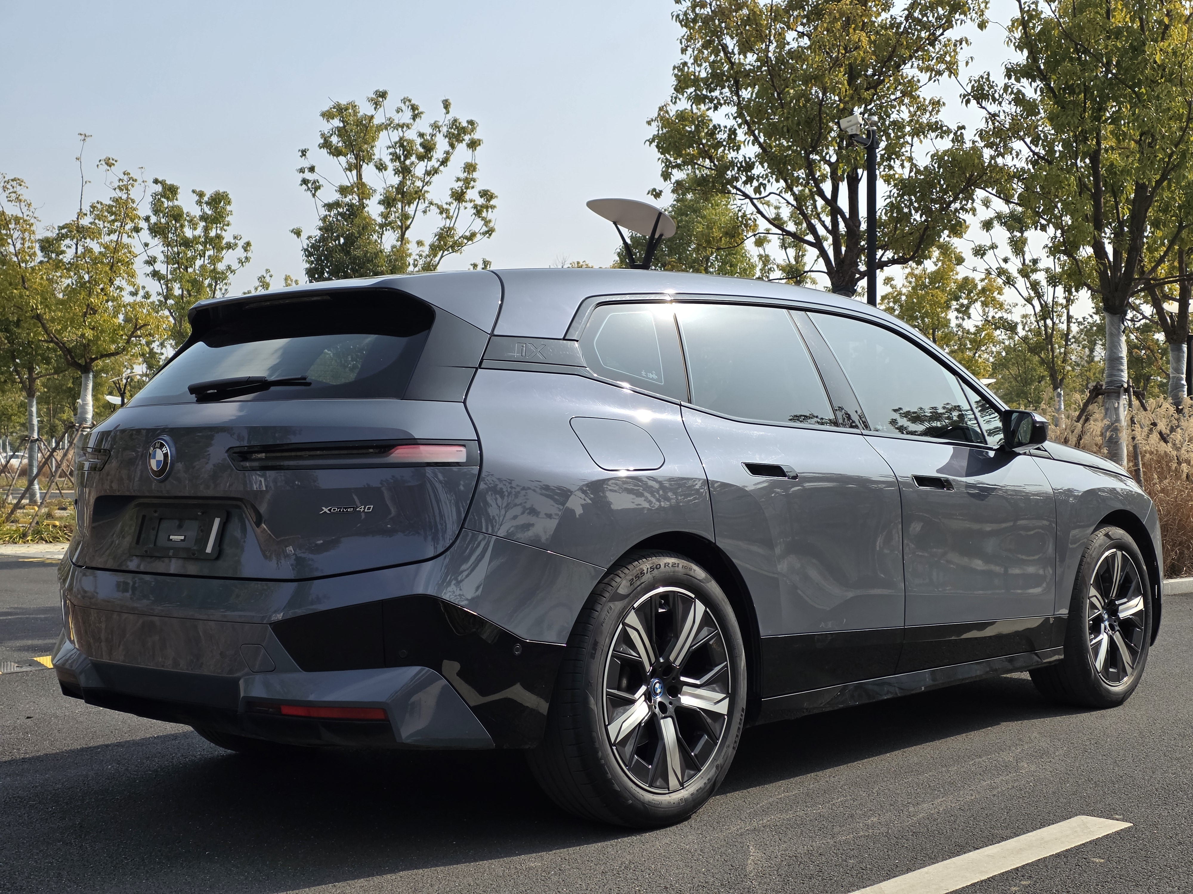 BMW iX 2022 #5 BMW iX 2022 car image #5