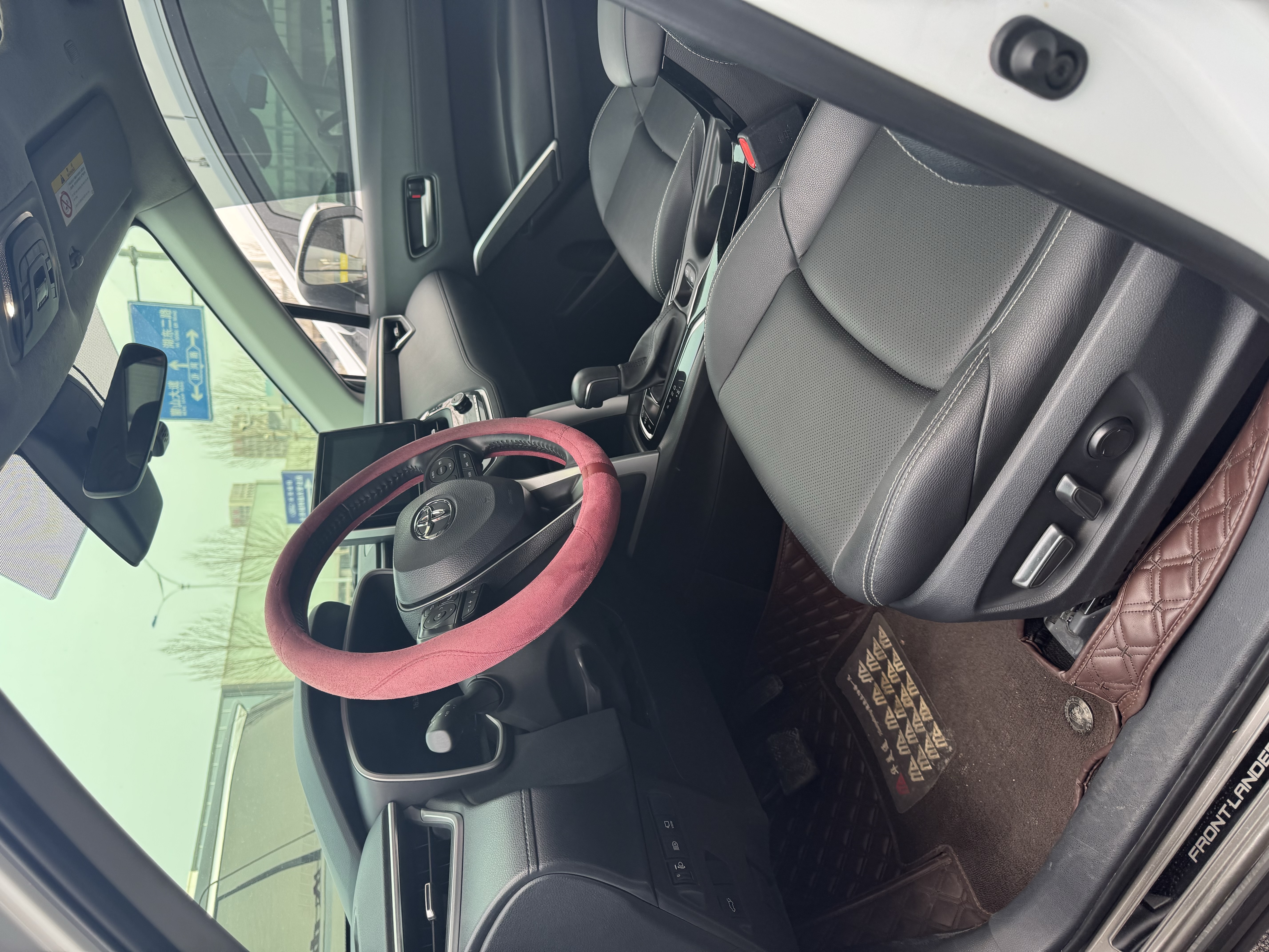 Toyota Frontlander 2022 car image #5