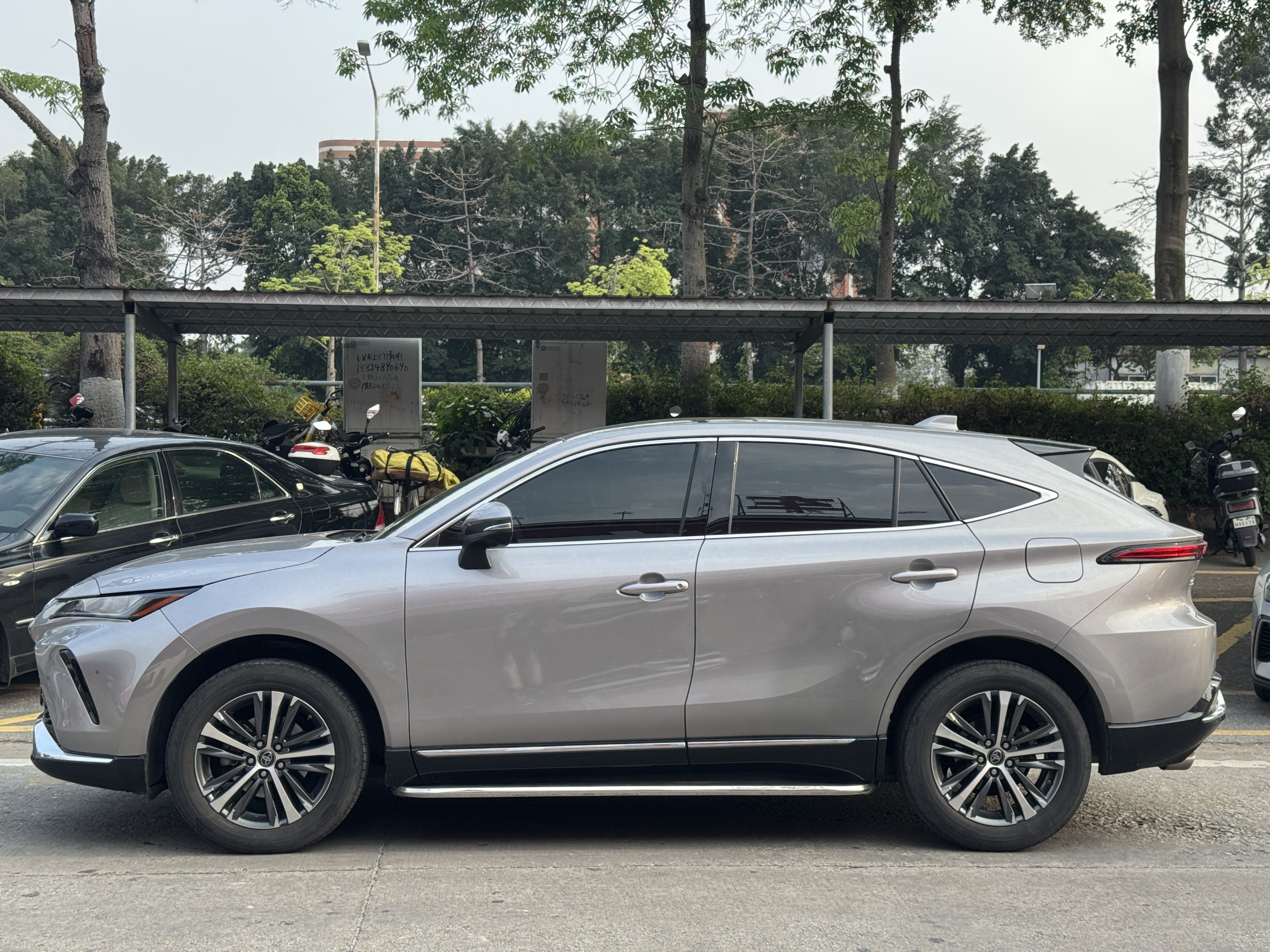 Toyota Venza 2024 car image #5