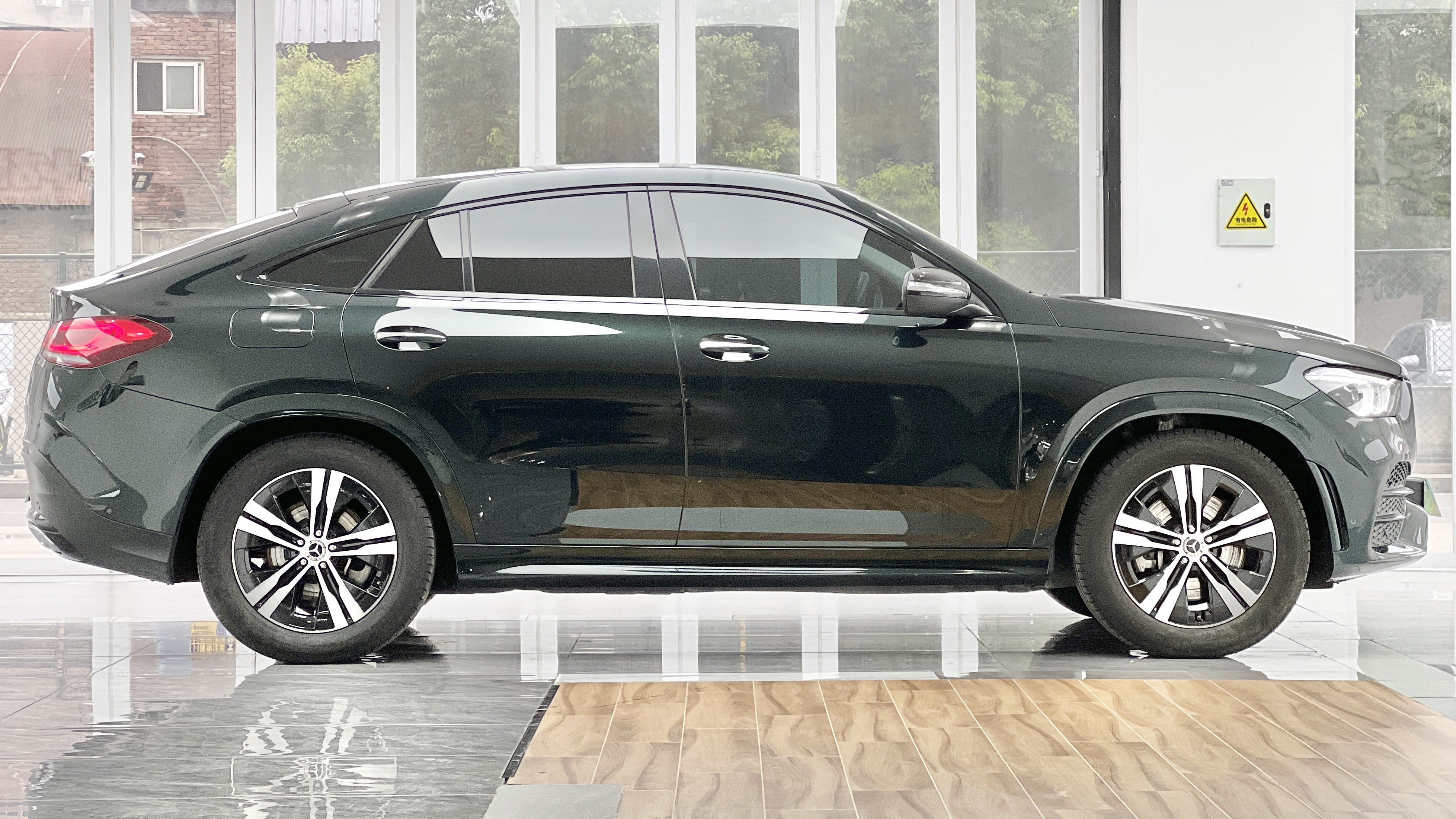 奔驰 奔驰GLE轿跑新能源 2022 汽车图片 #5