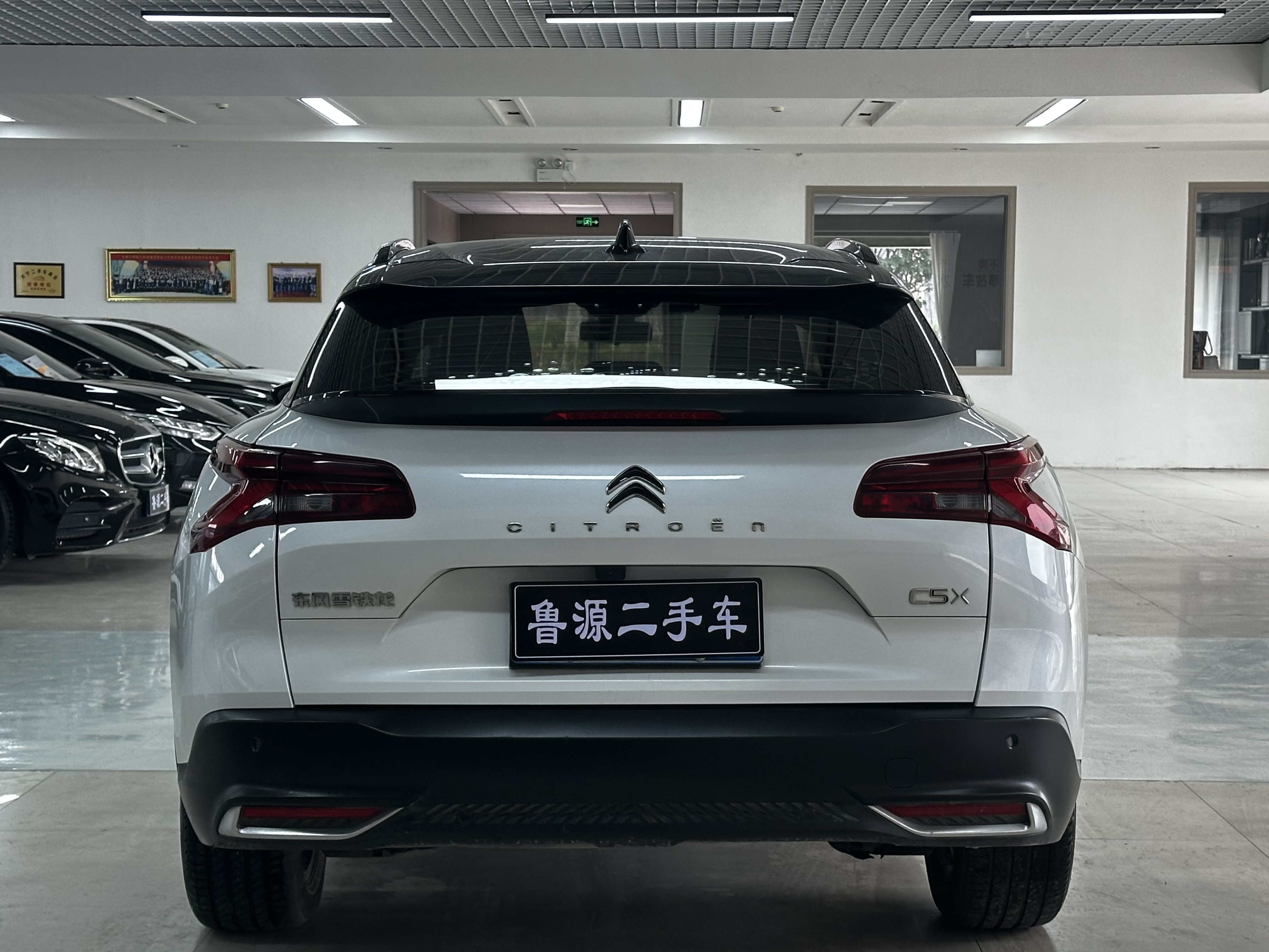 Citroen C5 X 2022 car image #5