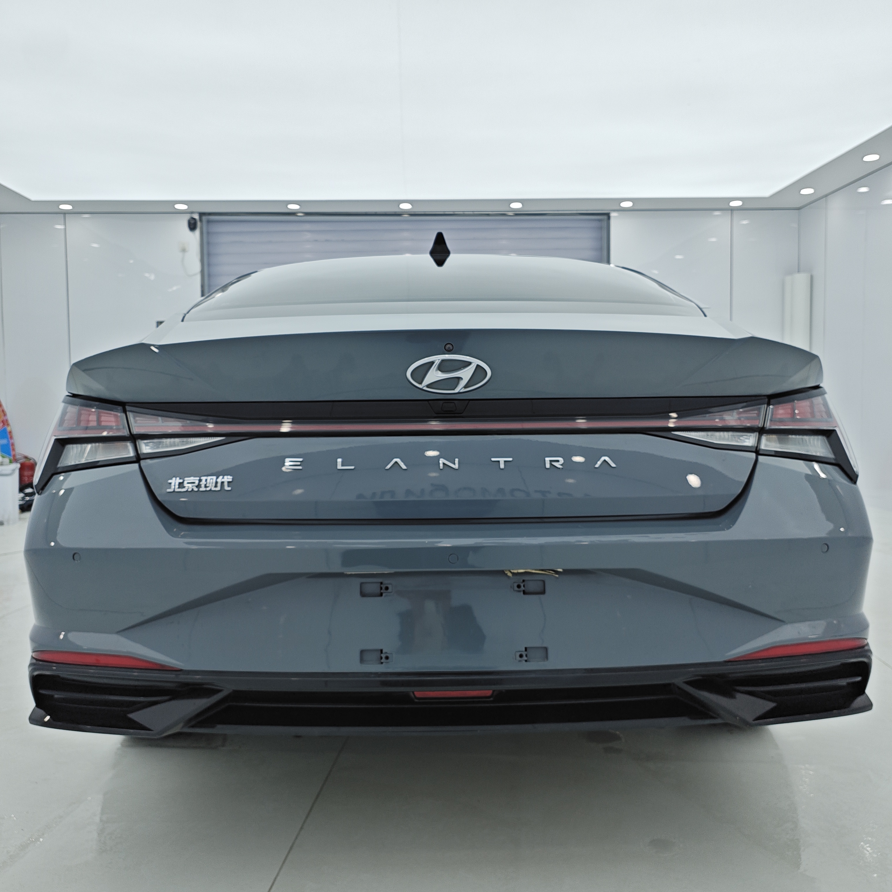 Hyundai Elantra 2022 immagine di auto #5