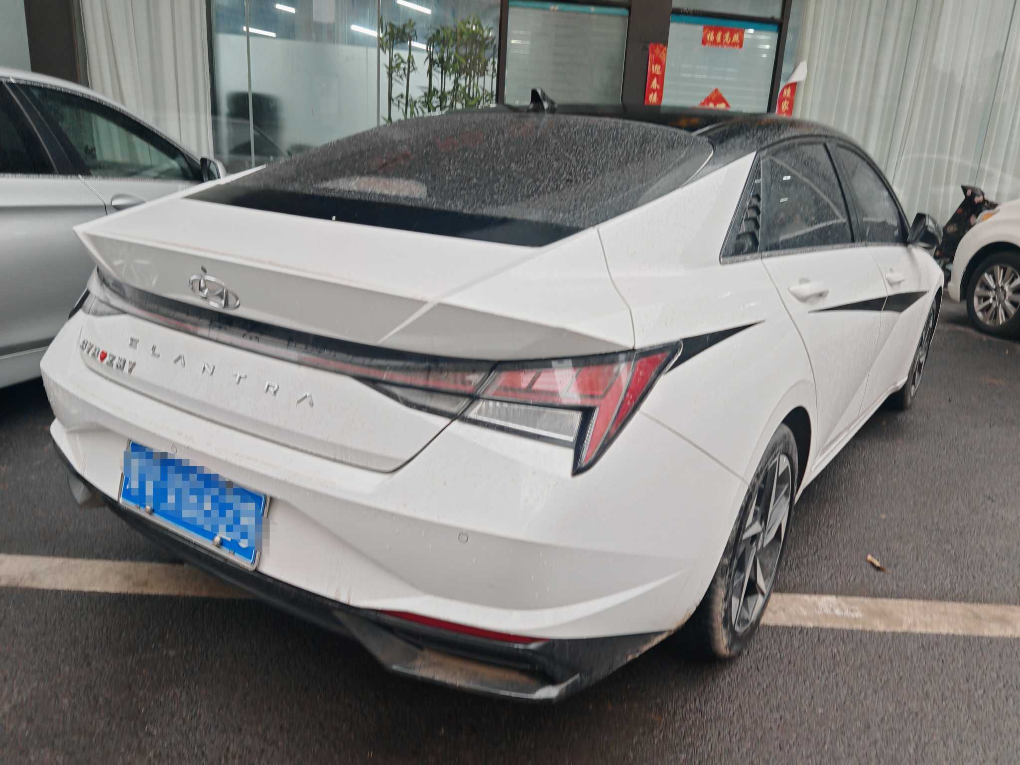 Hyundai Elantra 2022 car image #5