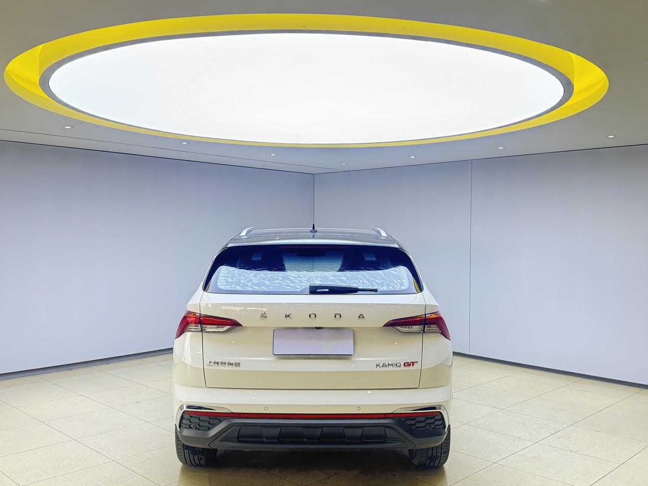 Skoda Kamiq 2022 imagen de coche #5