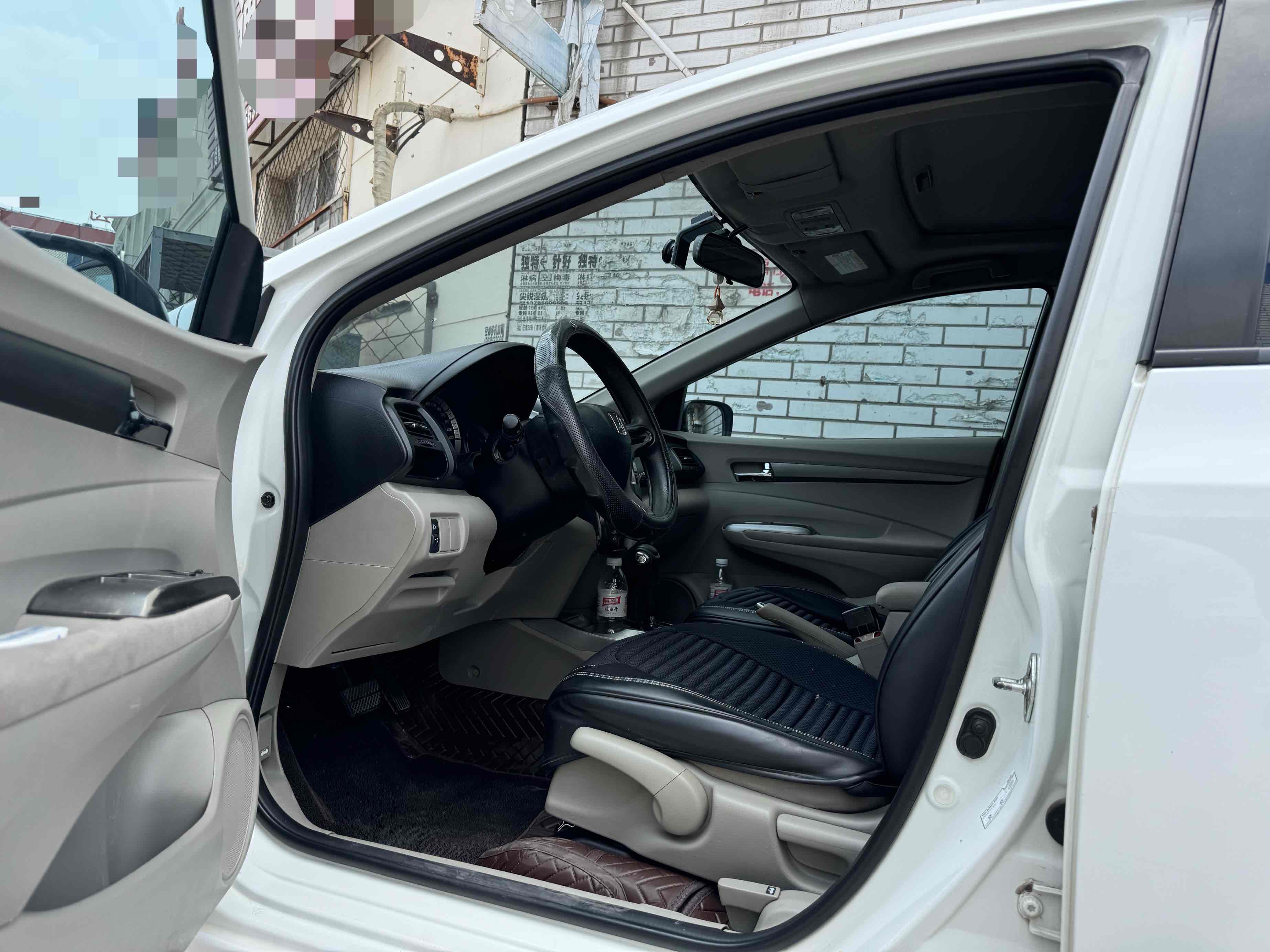 Honda City Classic 2014 #5 Honda City Classic 2014 car image #5