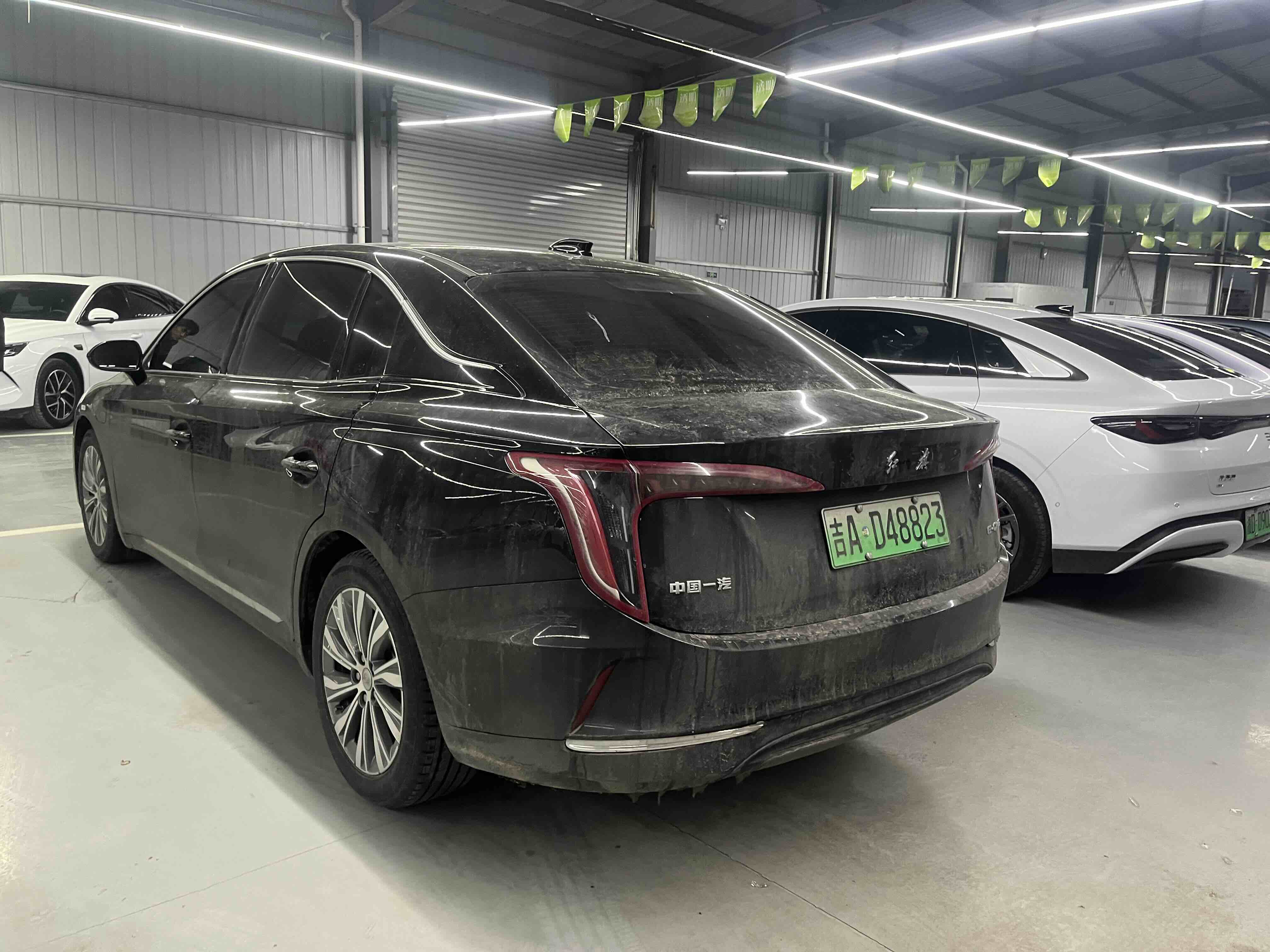 HongQi E-QM5 2023 immagine di auto #5