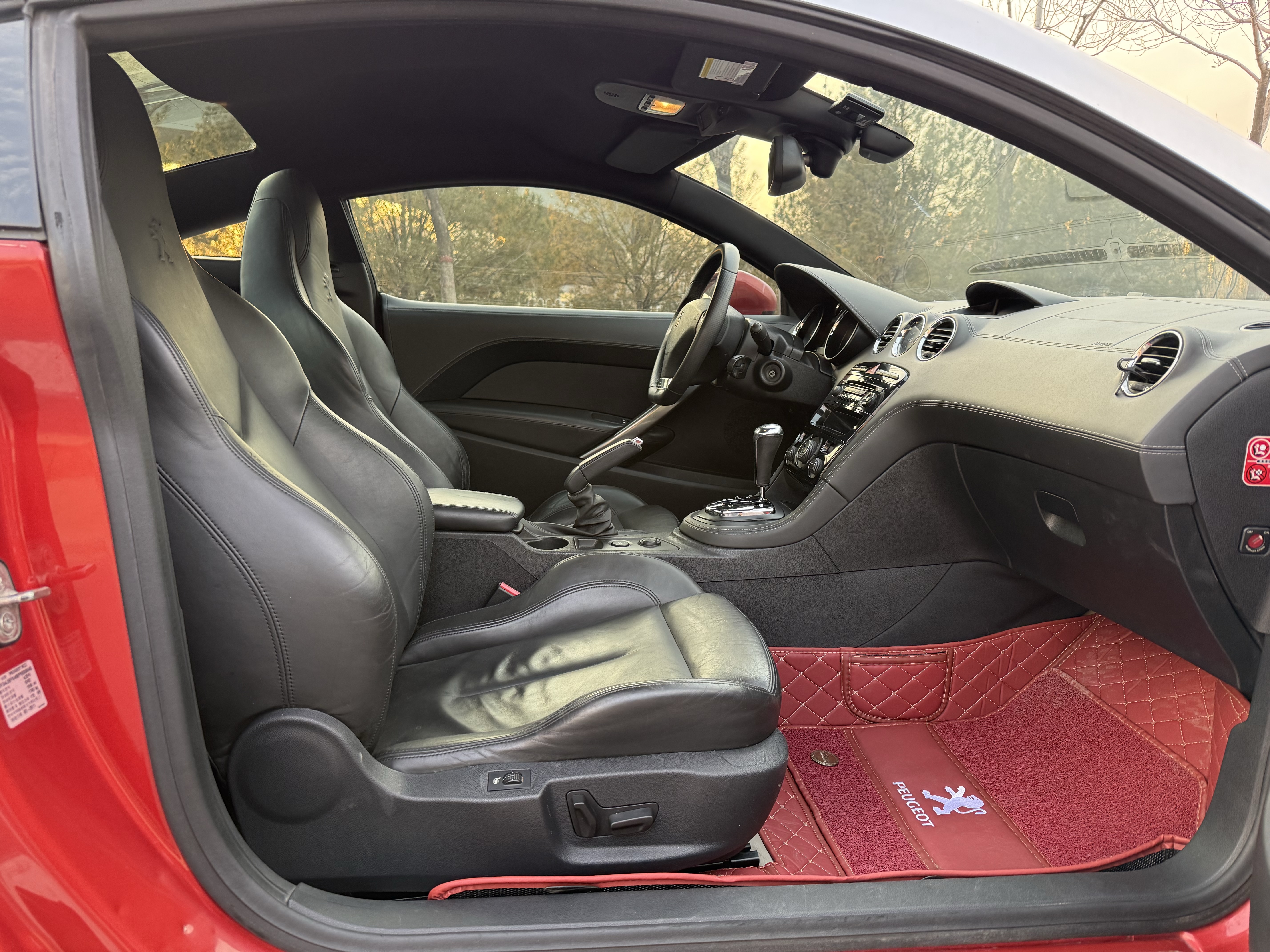 标致 标致RCZ 2012 汽车图片 #5