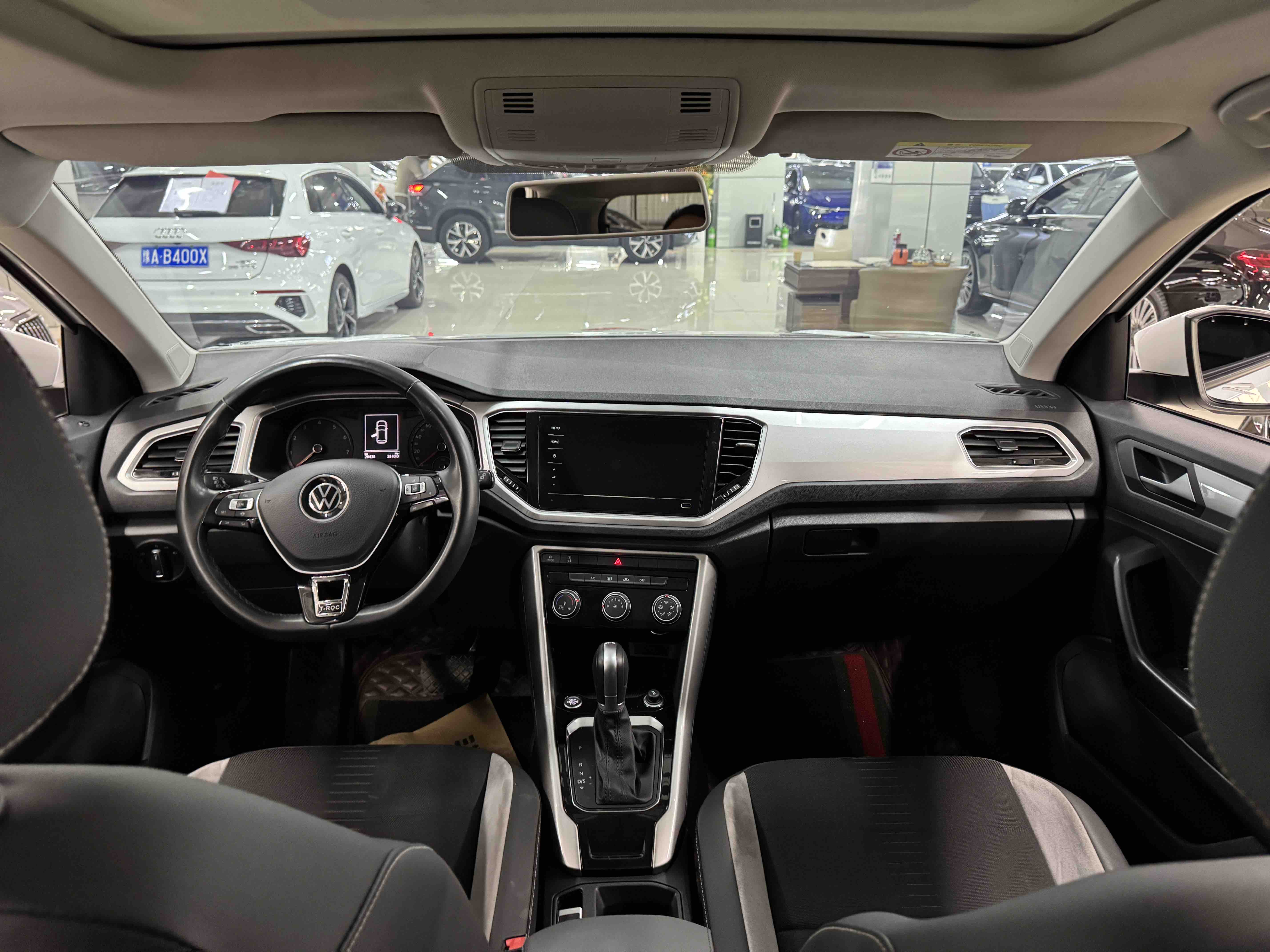 T-Roc 2022 car image #5