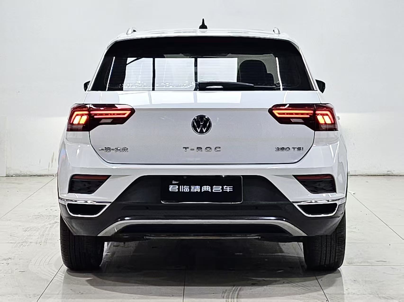 Volkswagen T-Roc 2022 immagine di auto #5