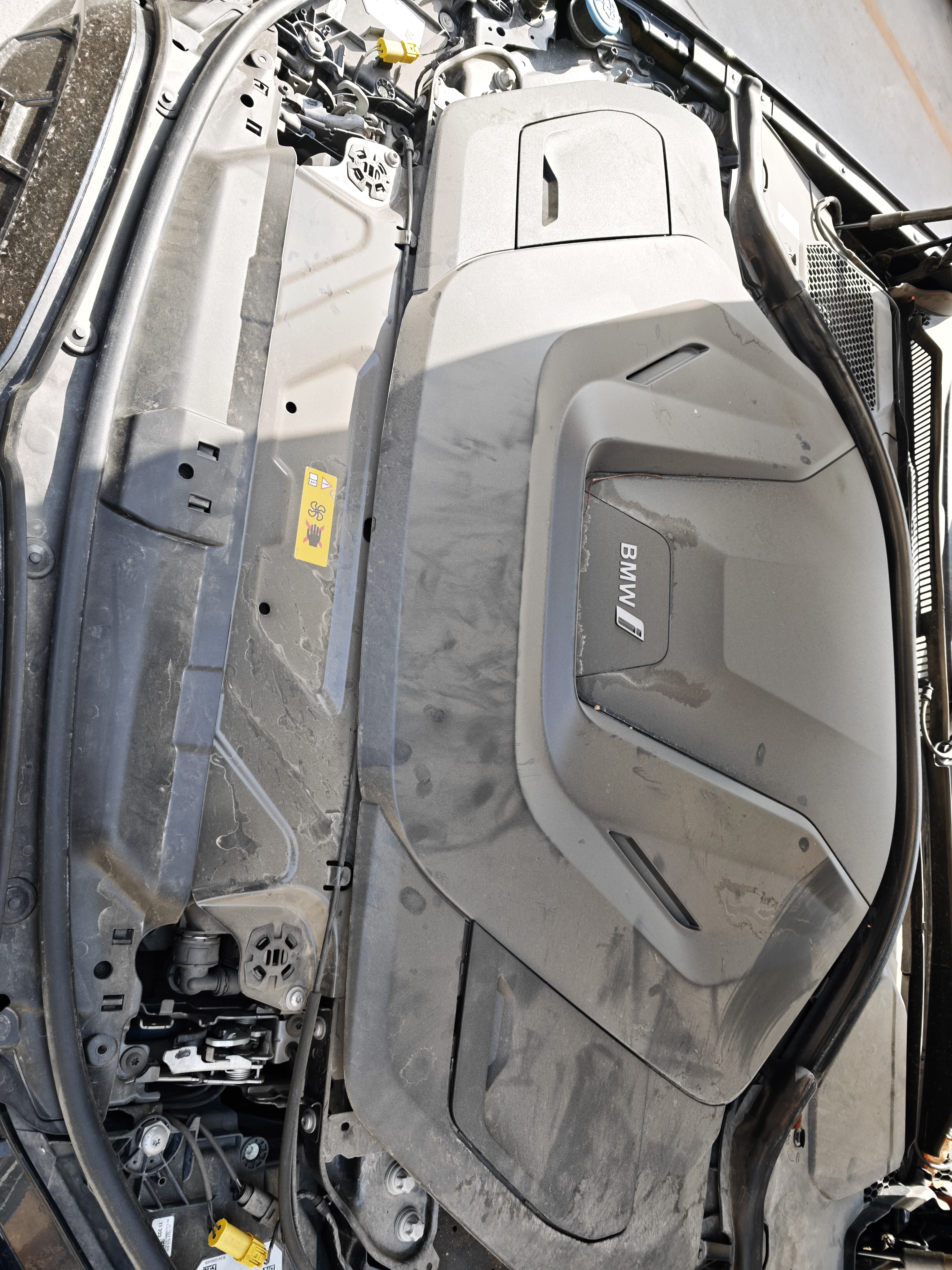 BMW i3 2023 car image #5