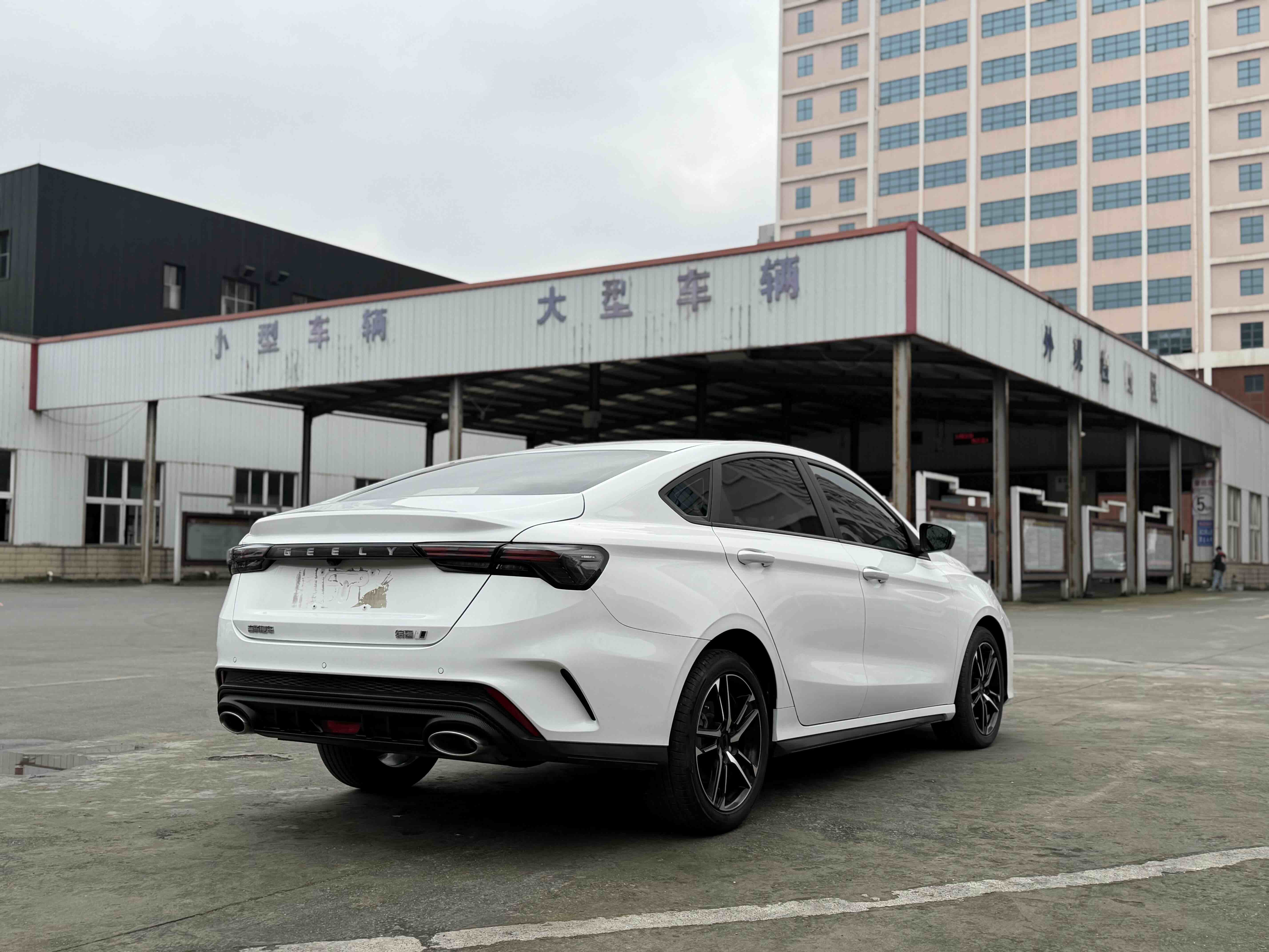 GEELY Binray 2023 #5 GEELY Binray 2023 car image #5