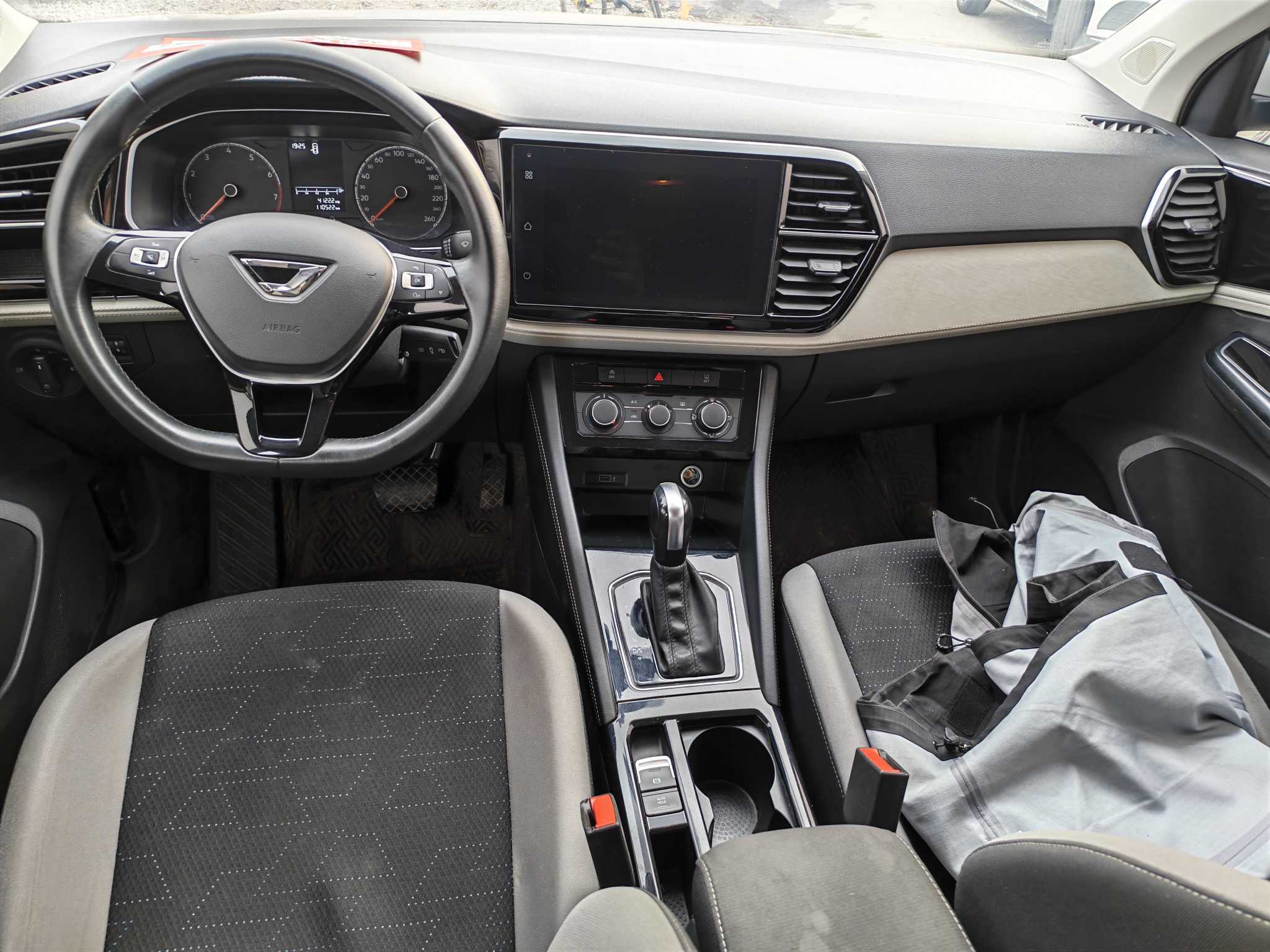 VS5 2022 car image #5