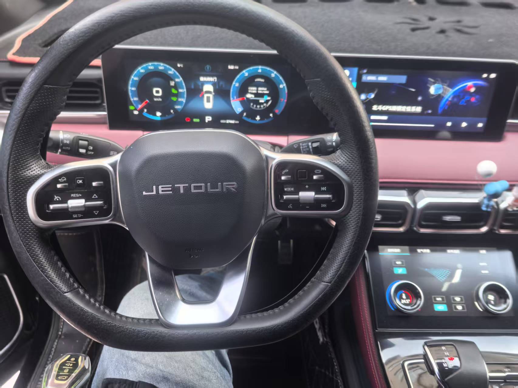 Jetour X70 PLUS 2022 #5 Jetour X70 PLUS 2022 car image #5
