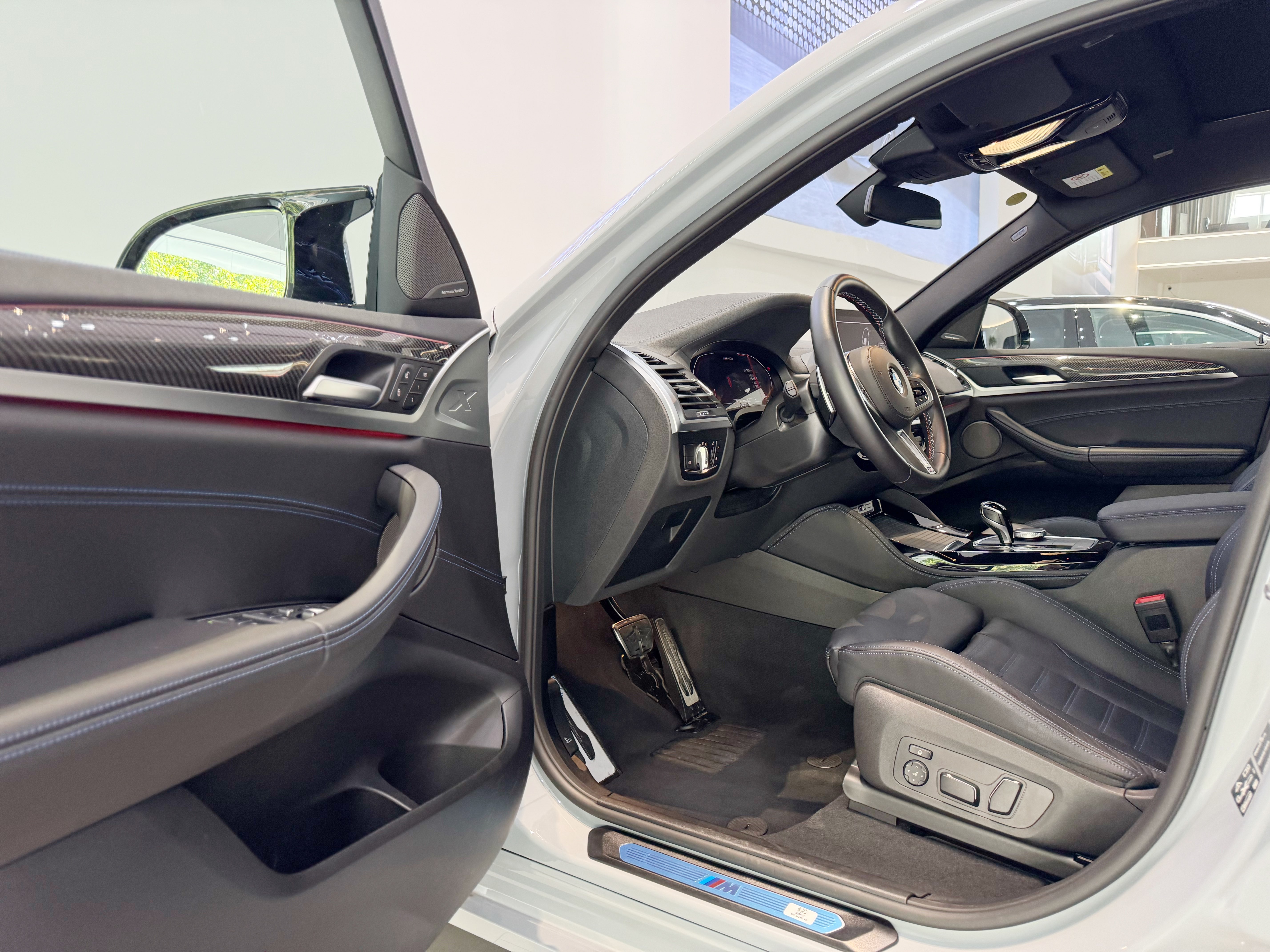 BMW X4 2024 изображение автомобиля #5