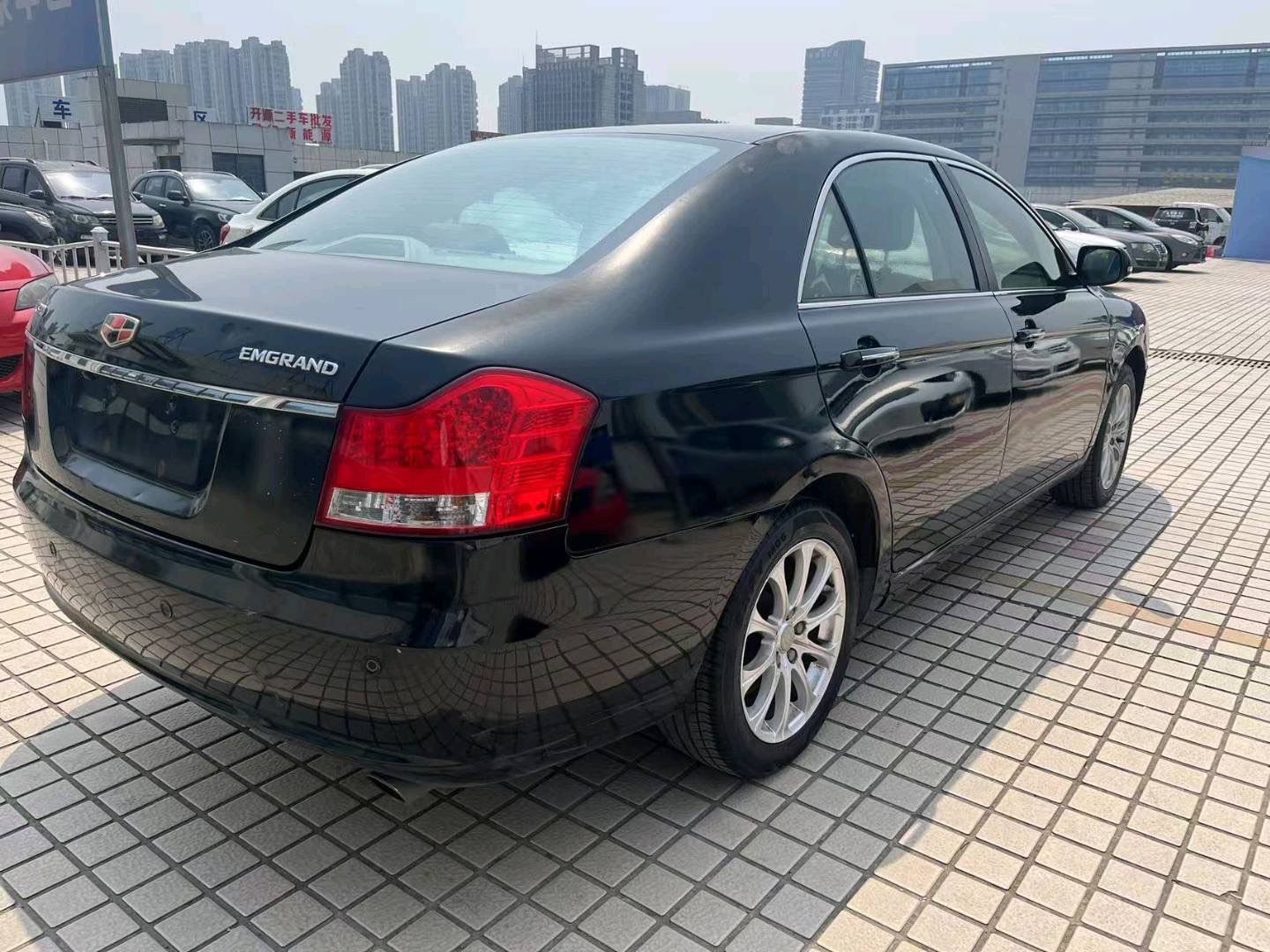 GEELY EC8 2013 #5 GEELY EC8 2013 car image #5