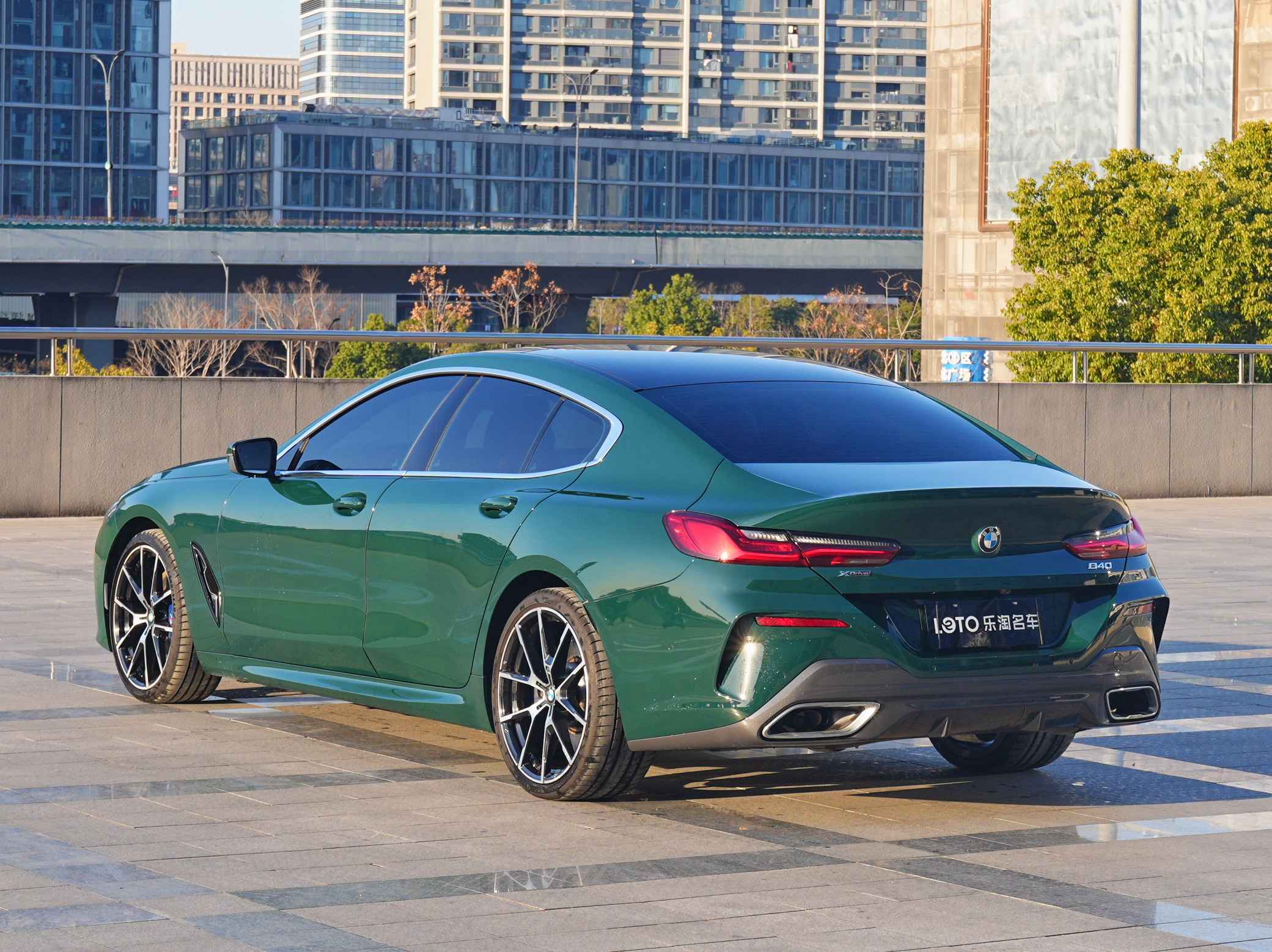 BMW 8 Series 2023 car image #5