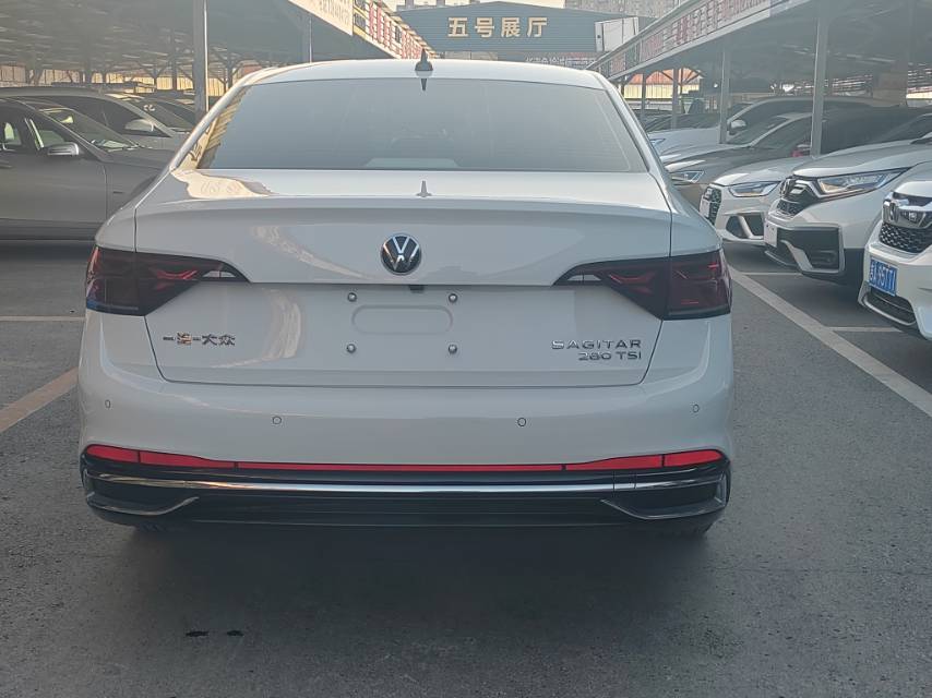 Volkswagen Sagitar 2022 car image #5