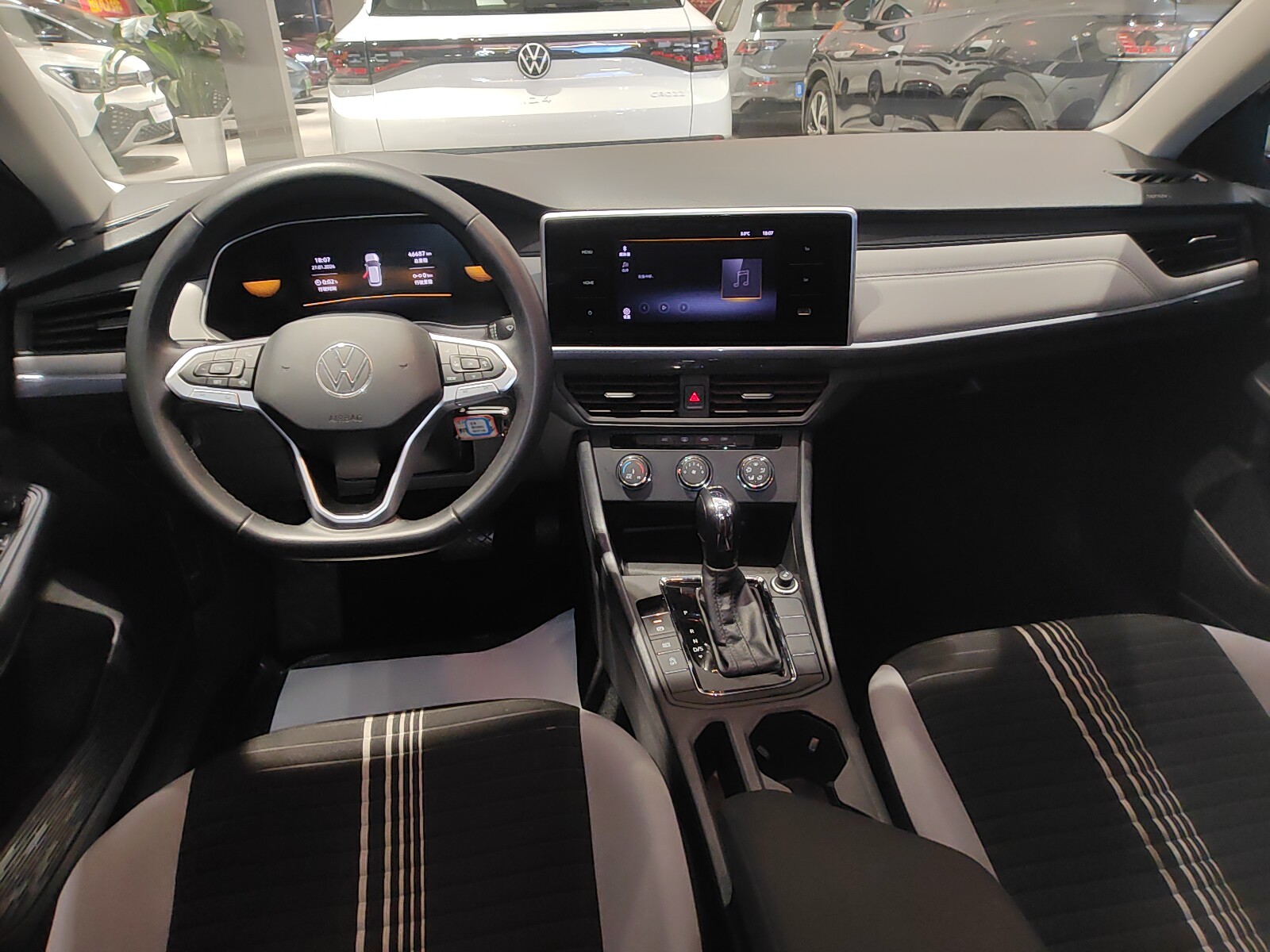 Volkswagen Bora 2024 car image #5