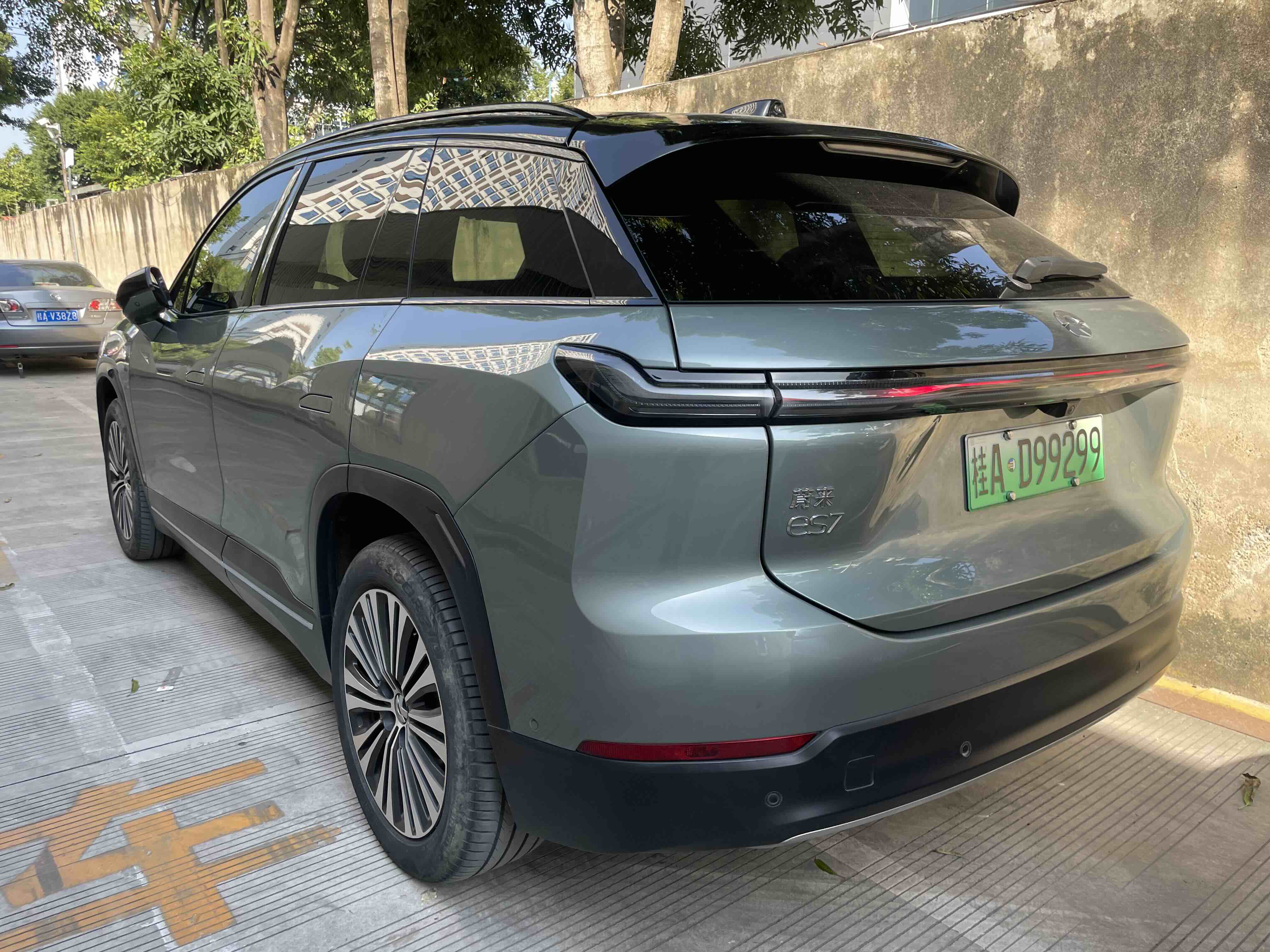 NIO ES7 2022 car image #5