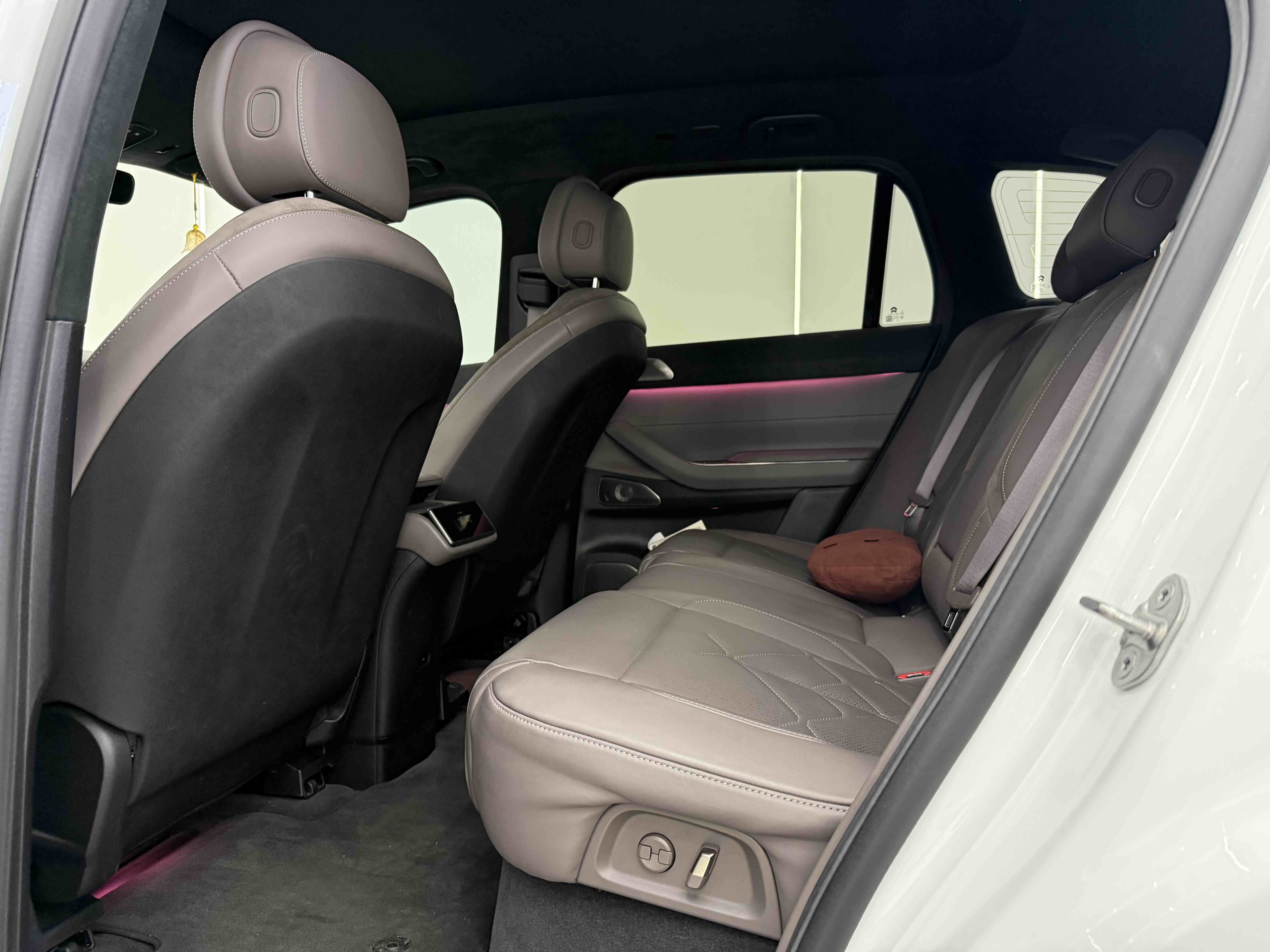 蔚来 蔚来ES7 2023 汽车图片 #5