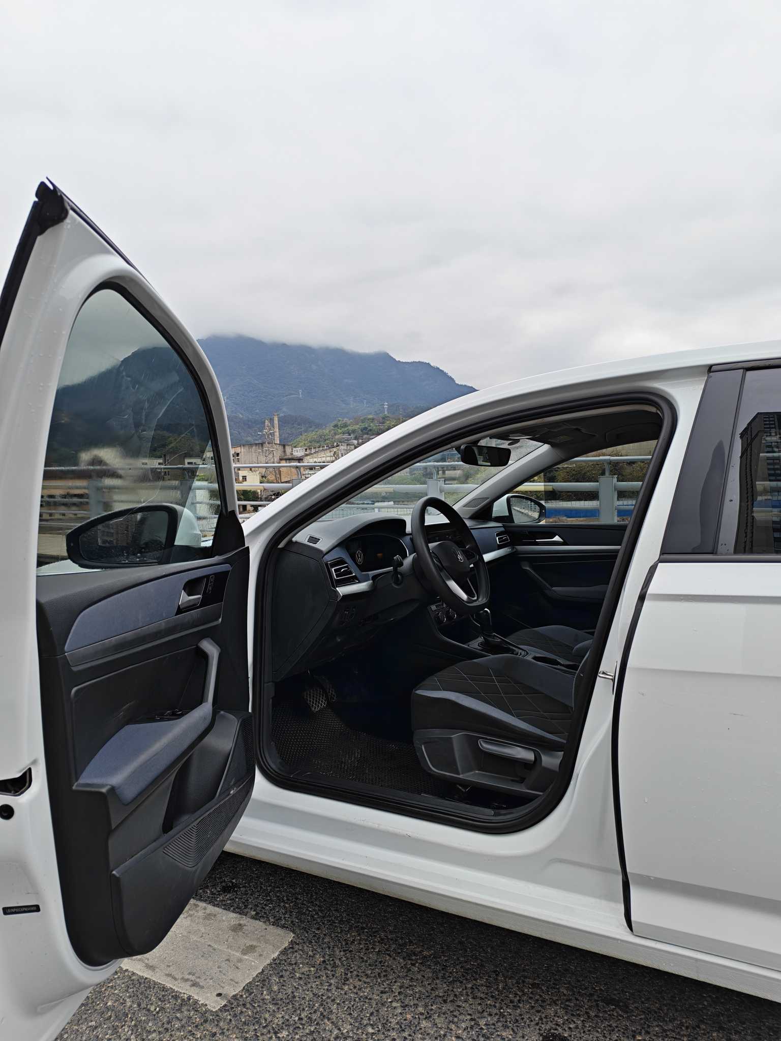 Volkswagen Lavida 2023 car image #5