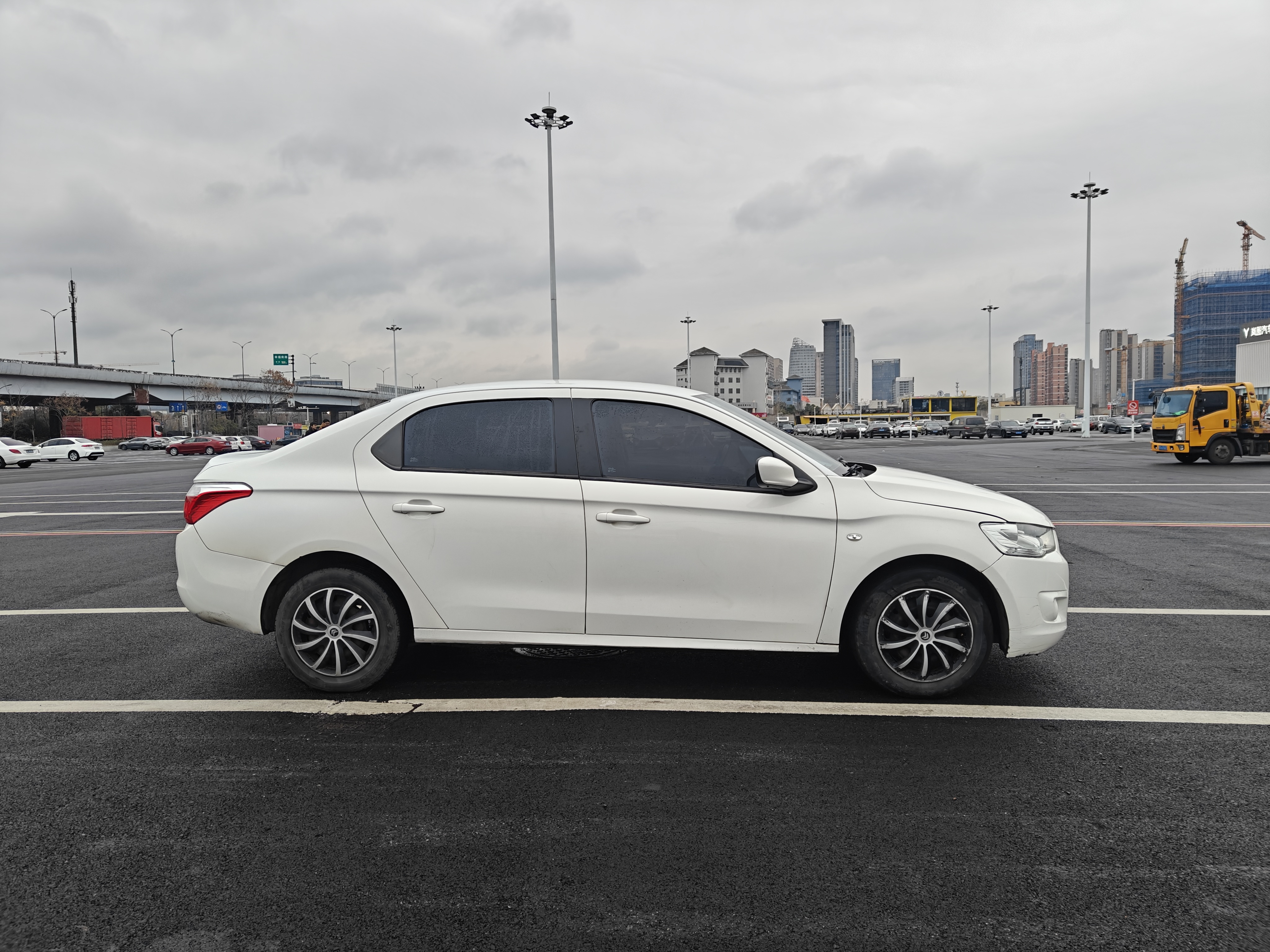 Citroen C-Elysée 2014 car image #5