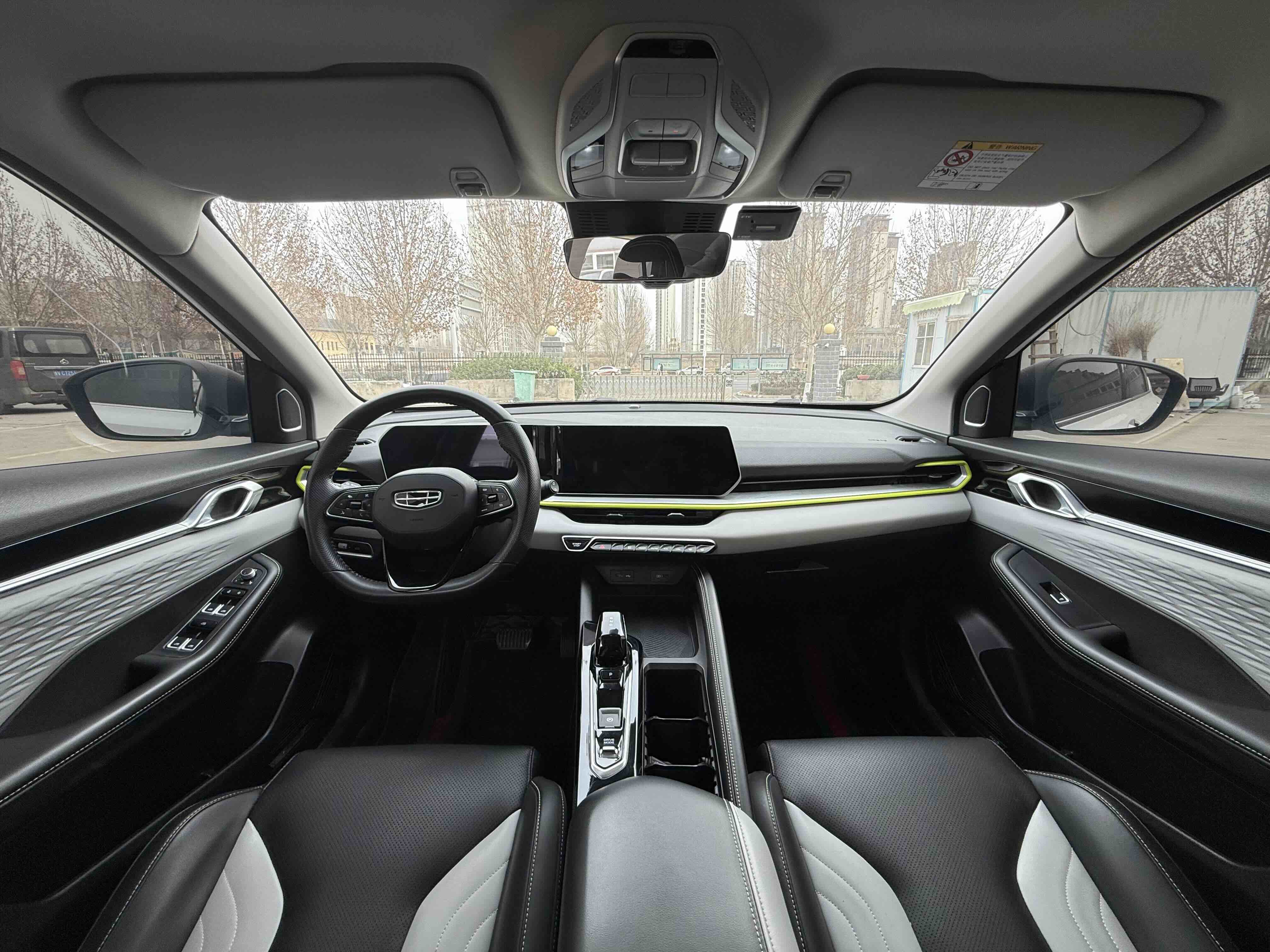 GEELY Coolray 2022 #5 GEELY Coolray 2022 car image #5