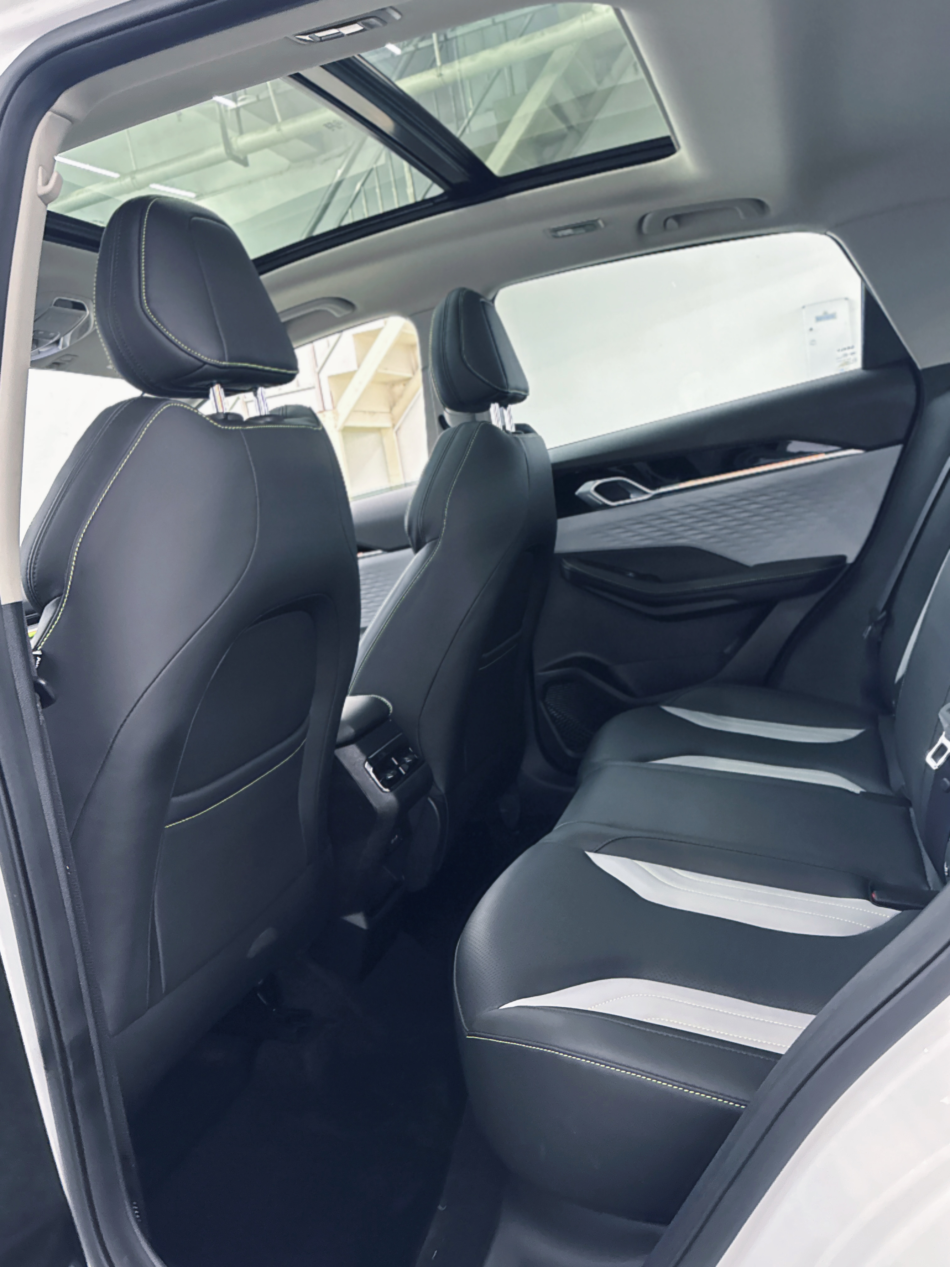 GEELY Coolray 2022 #5 GEELY Coolray 2022 car image #5