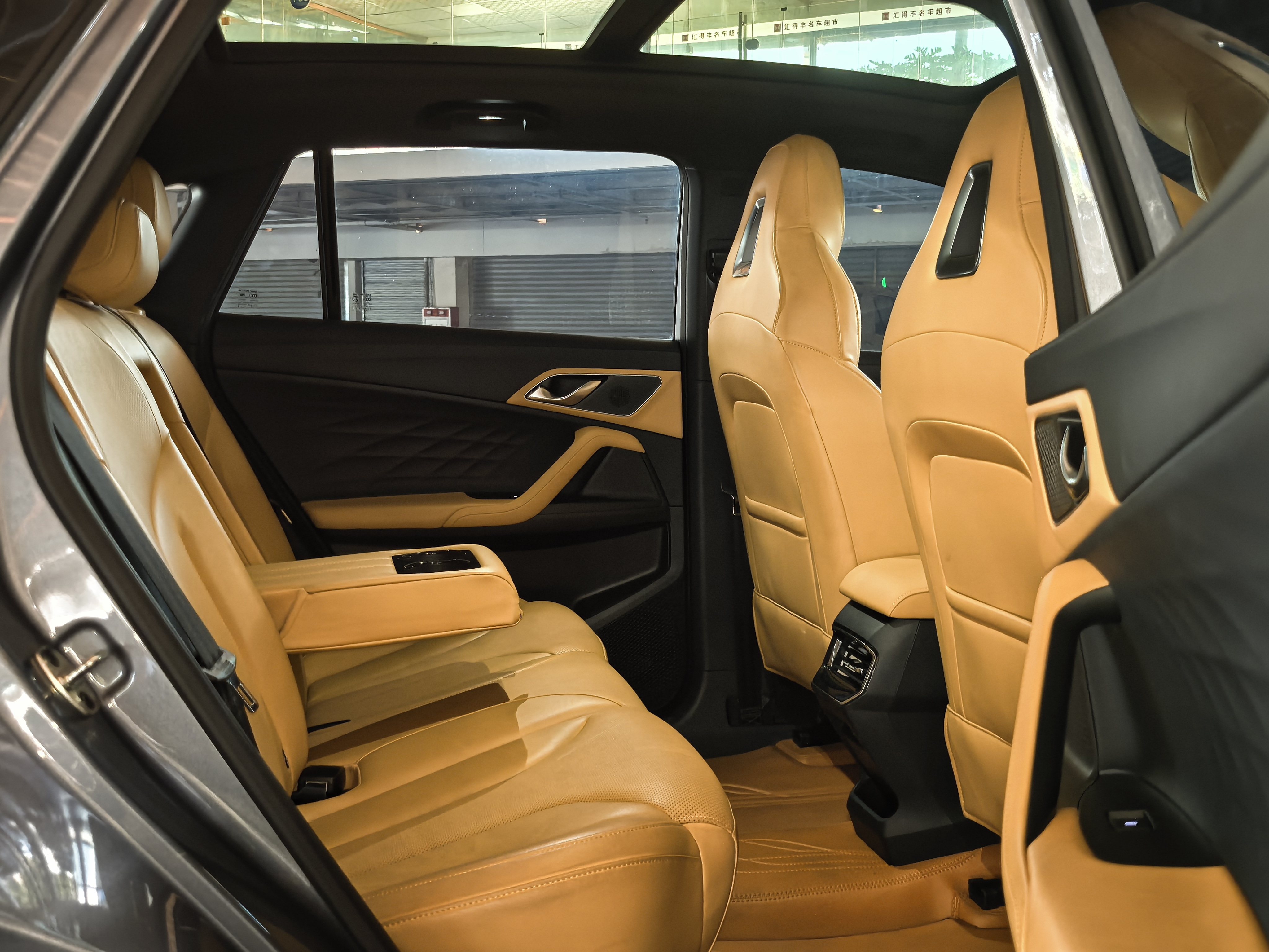 Roewe RX5 New Energy 2022 изображение автомобиля #5