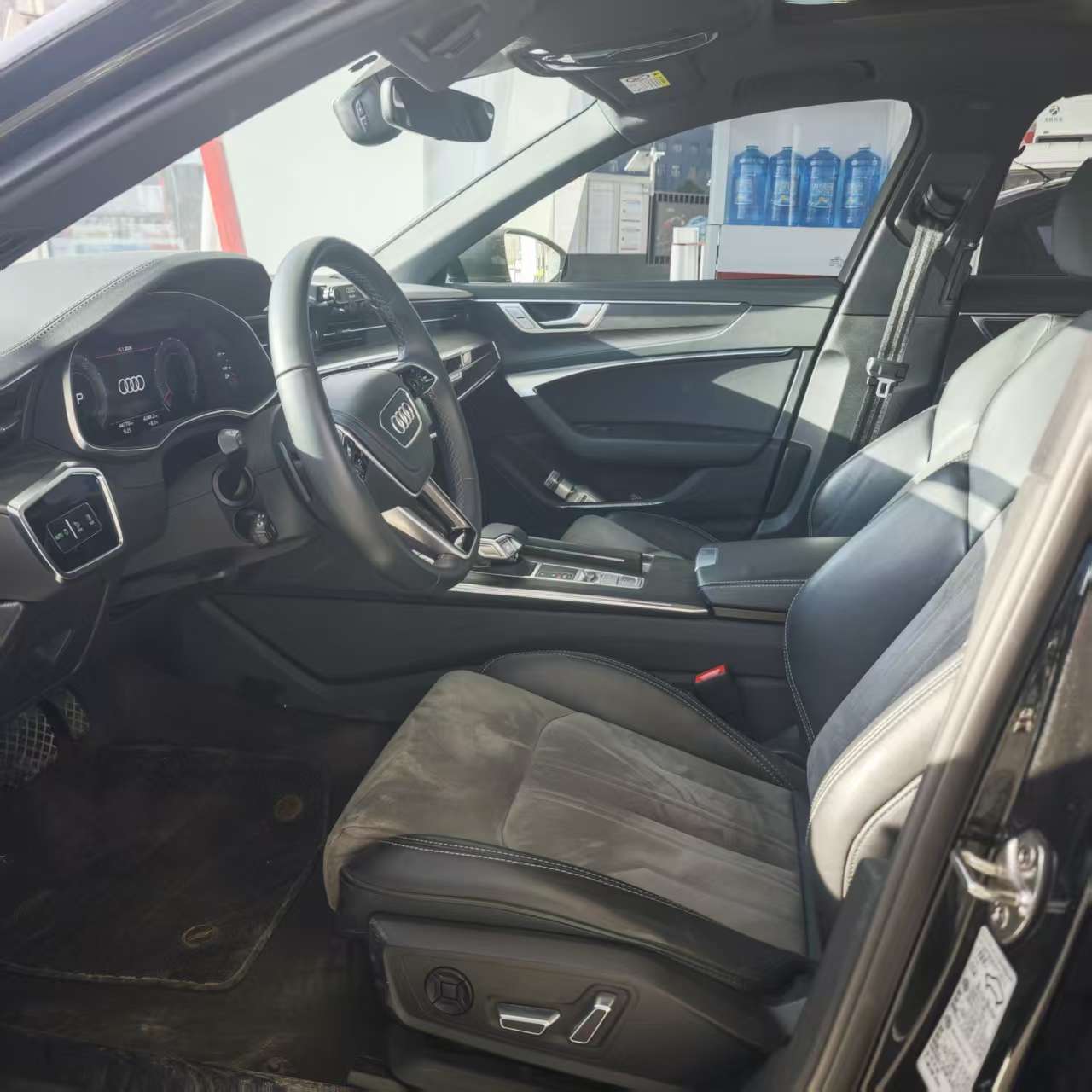 Audi A6L 2023 car image #5