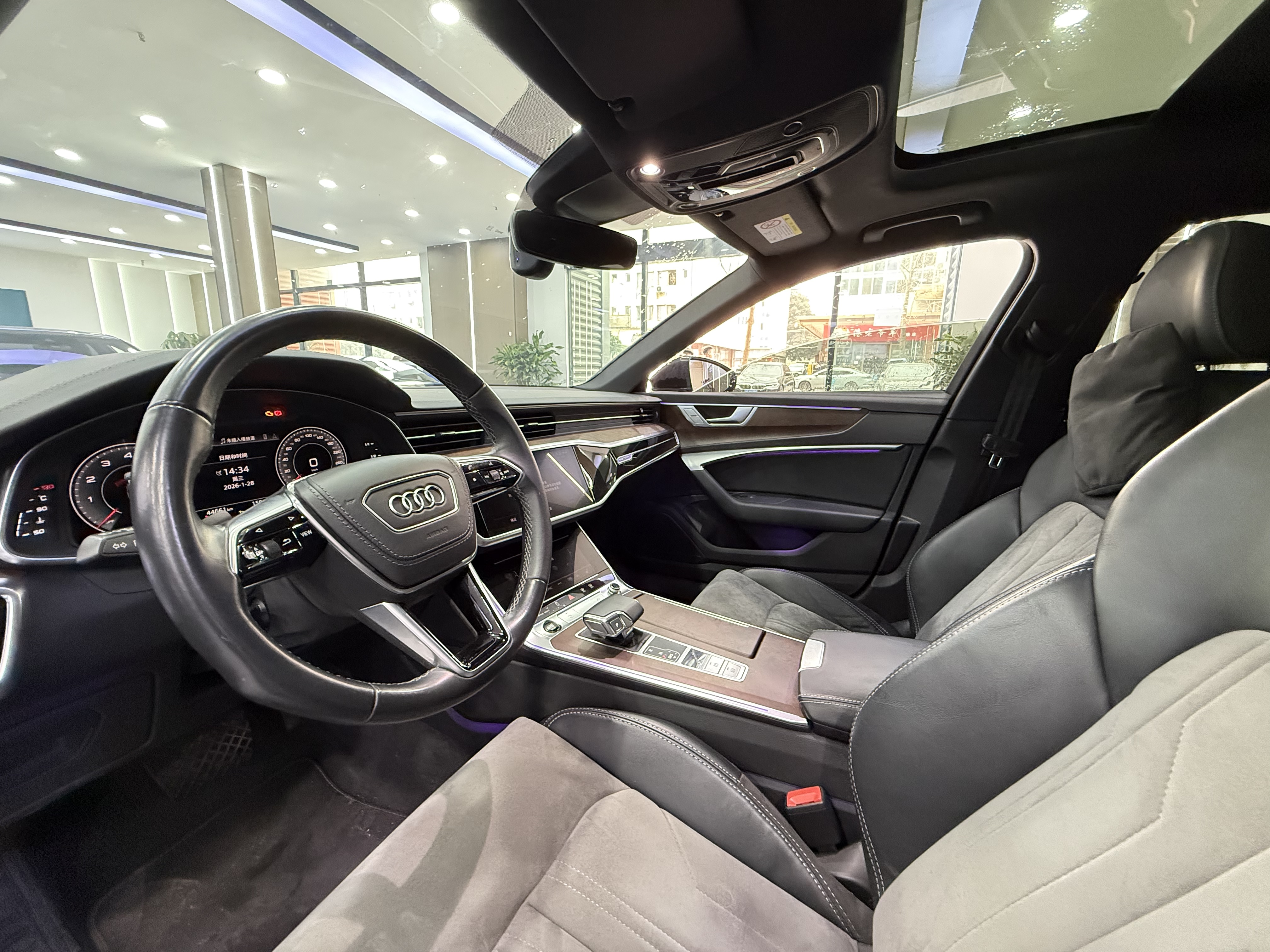 Audi A6L 2022 car image #5