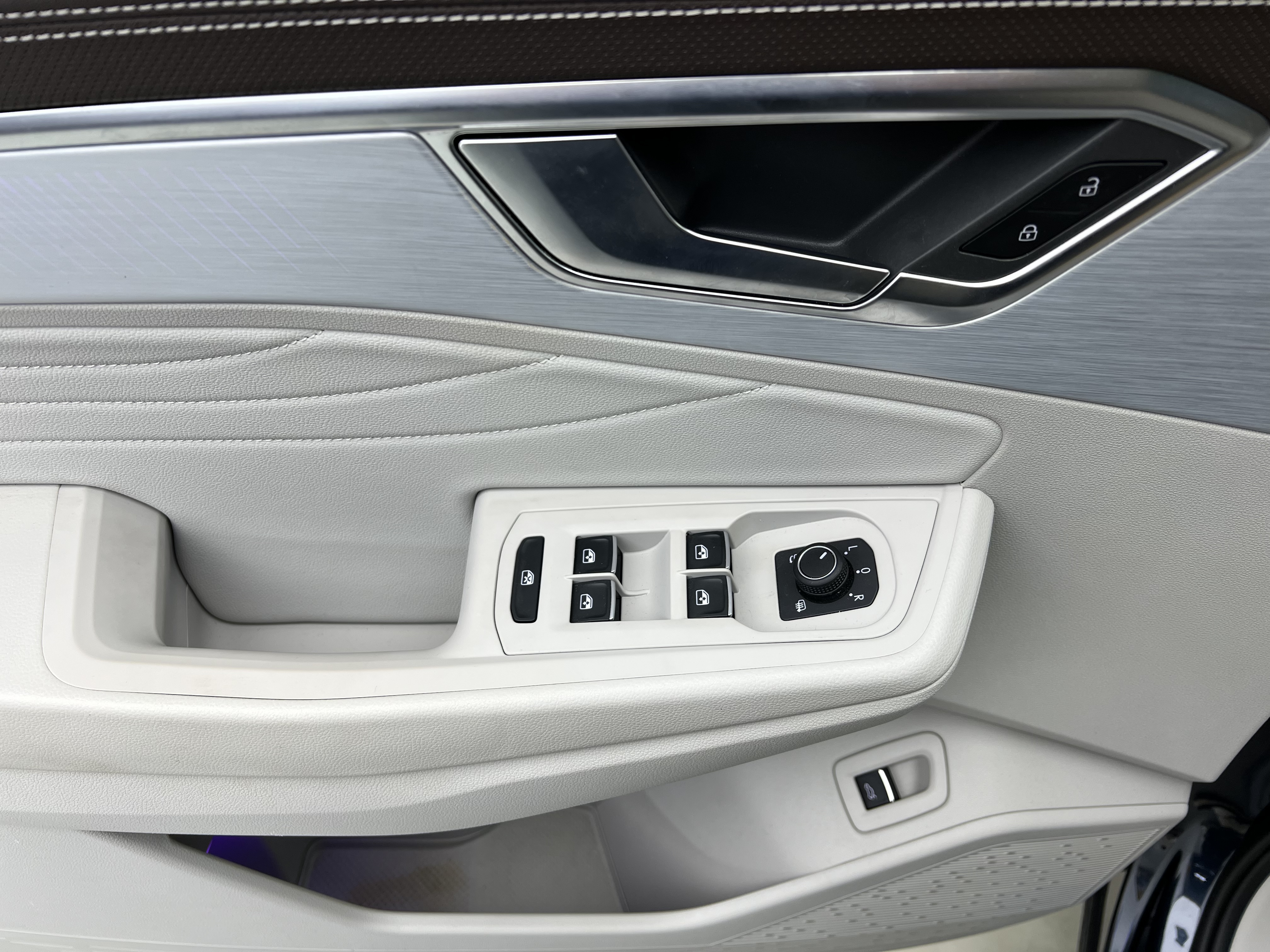 Volkswagen Talagon 2022 car image #5