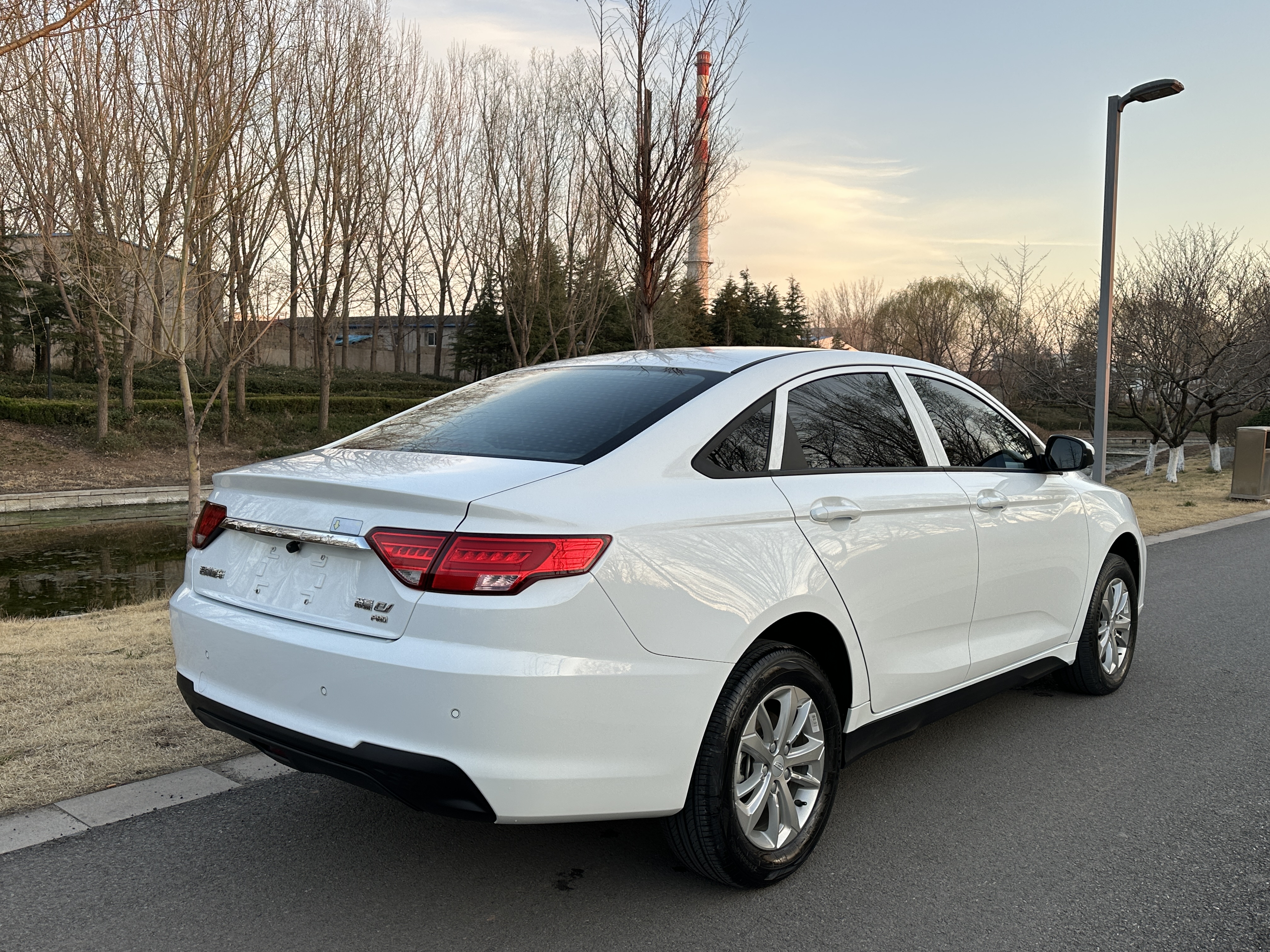 GEELY Emgrand New Energy 2024 car image #5