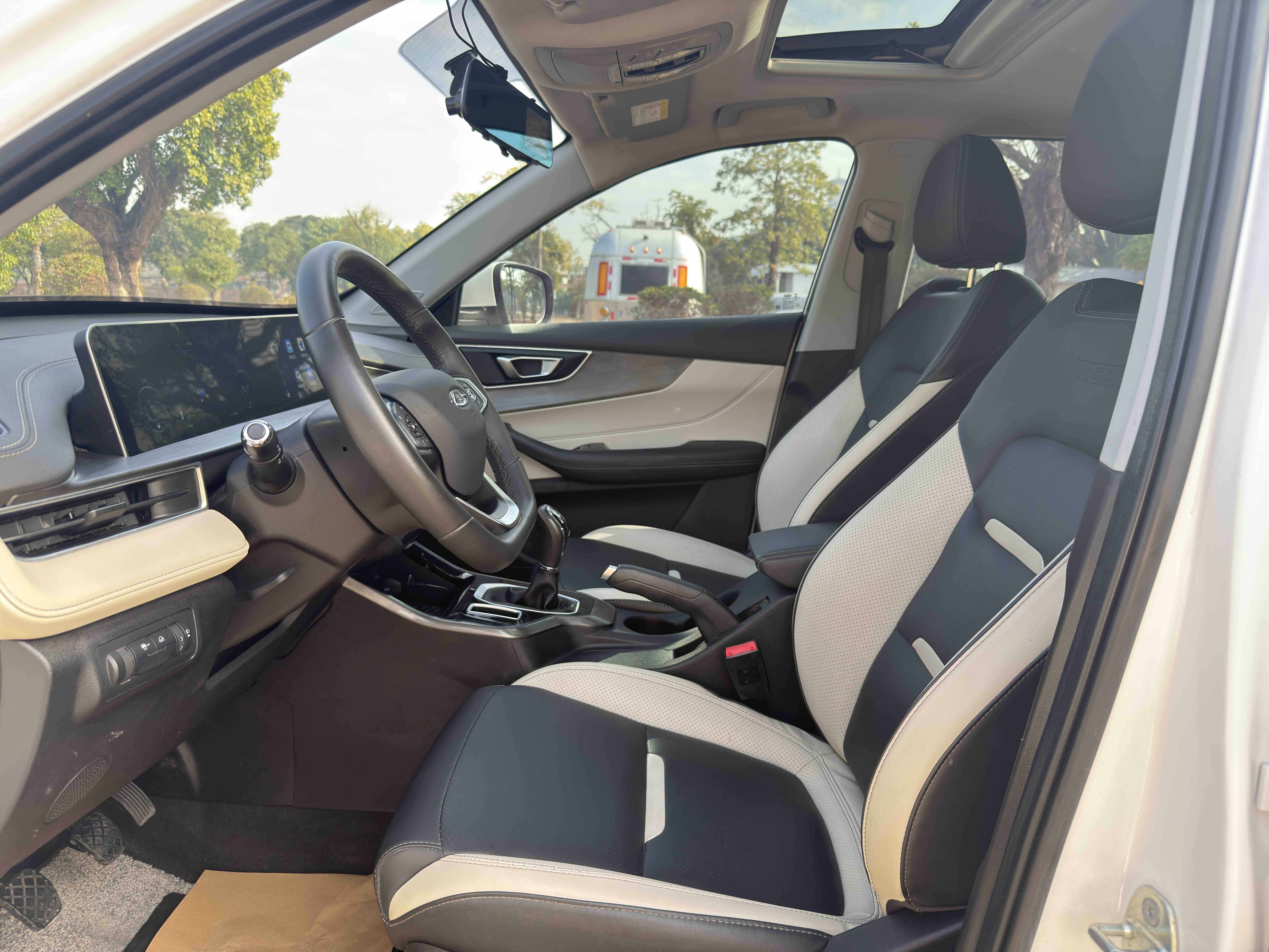 Forthing Tiggo 5x 2022 car image #5