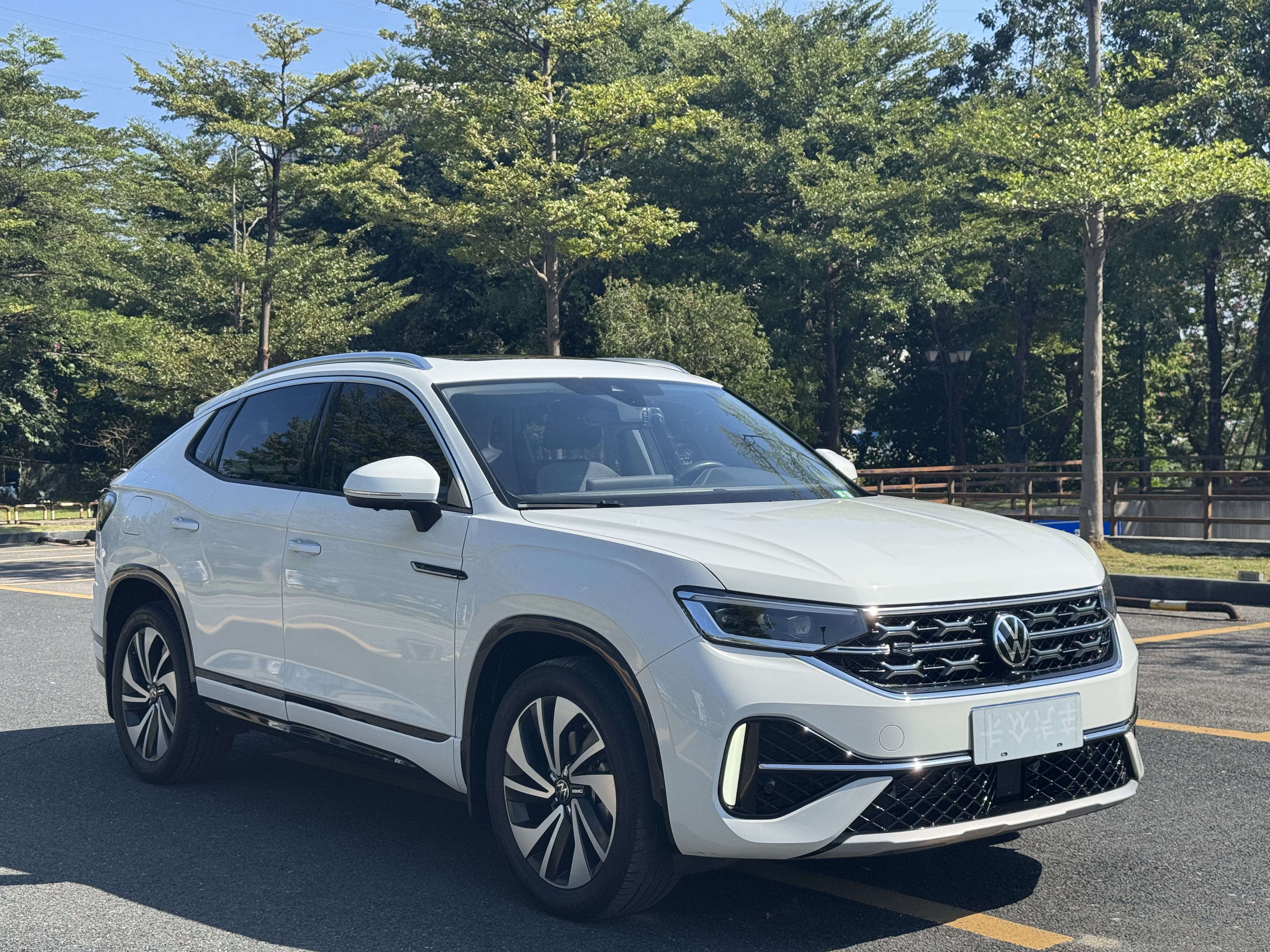 Volkswagen Tayron X 2023 car image #5