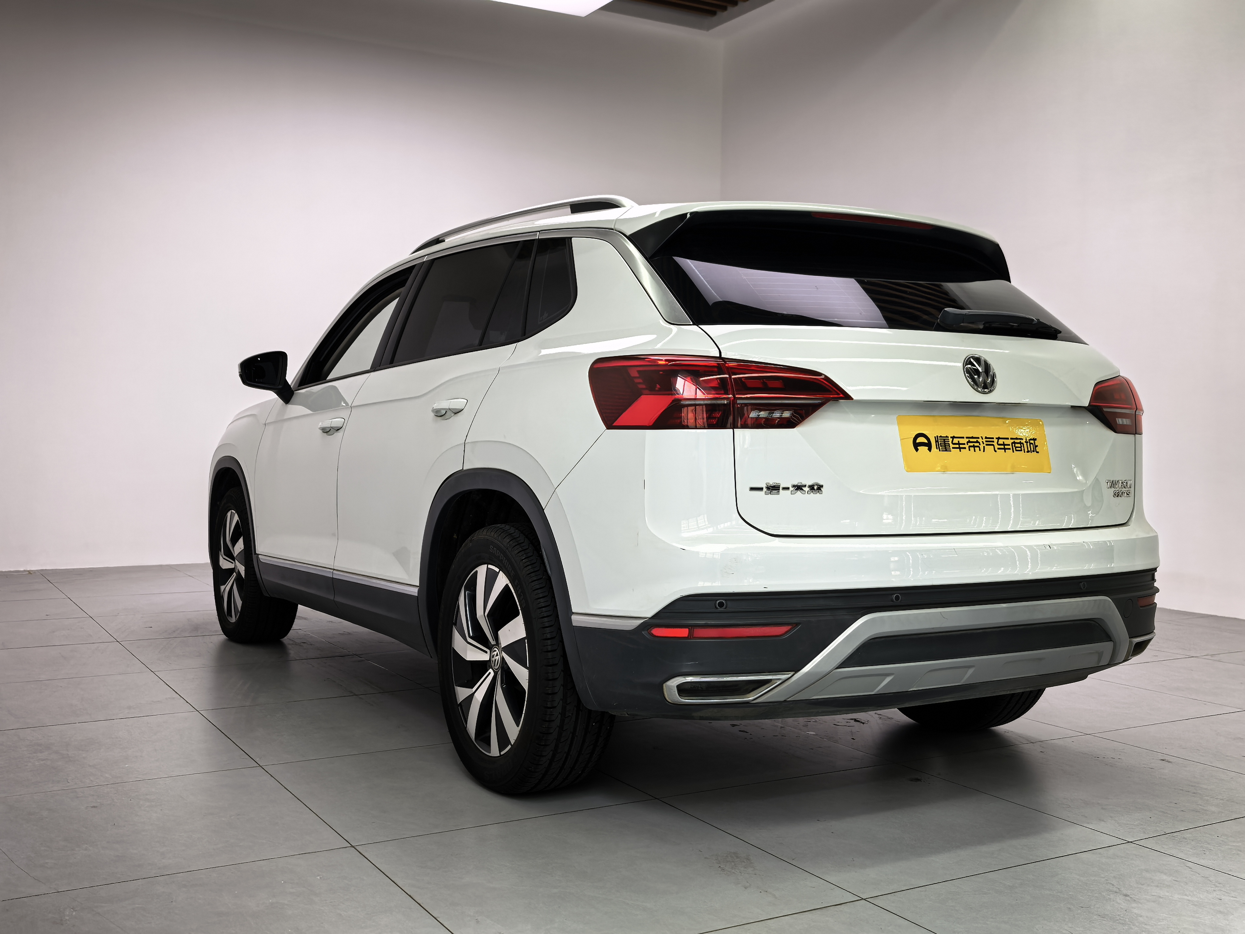 Volkswagen Tayron X 2023 car image #5