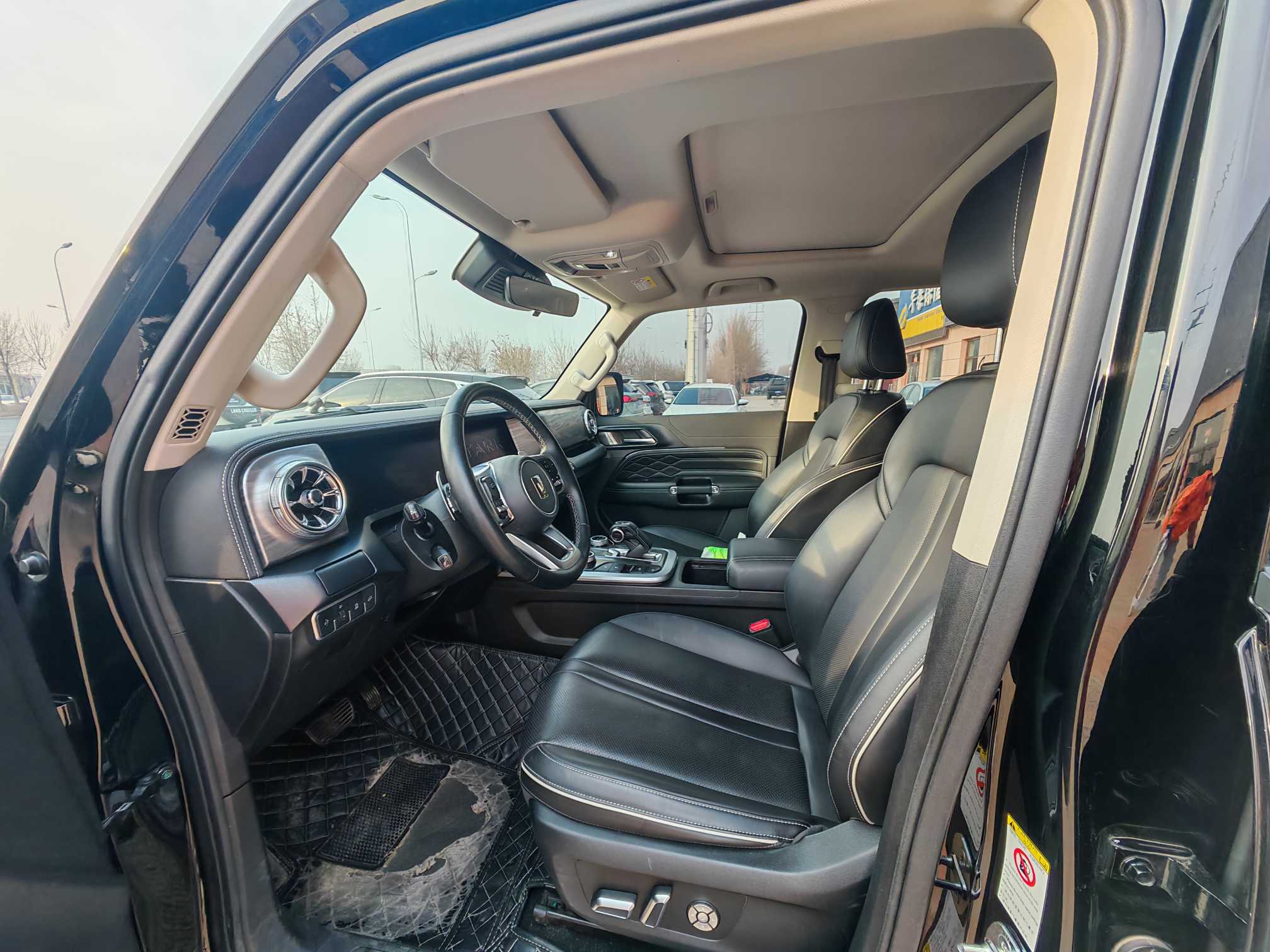 Tank 300 2023 immagine di auto #5