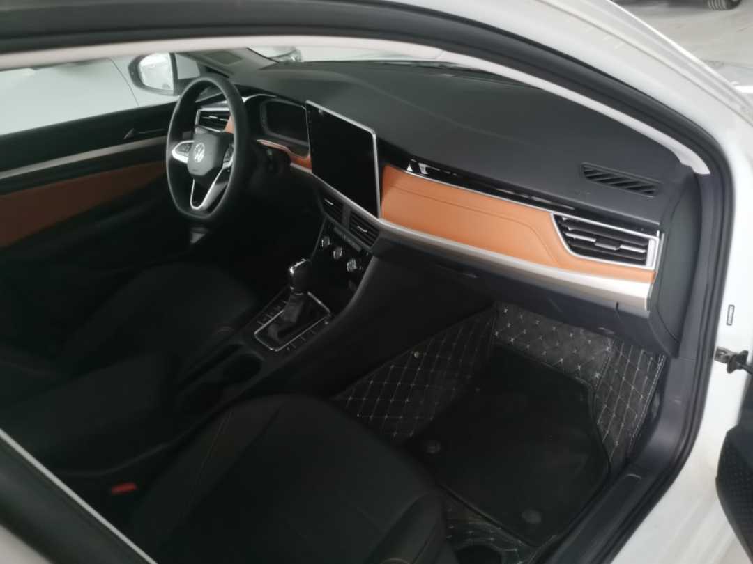 Volkswagen Bora 2023 car image #5